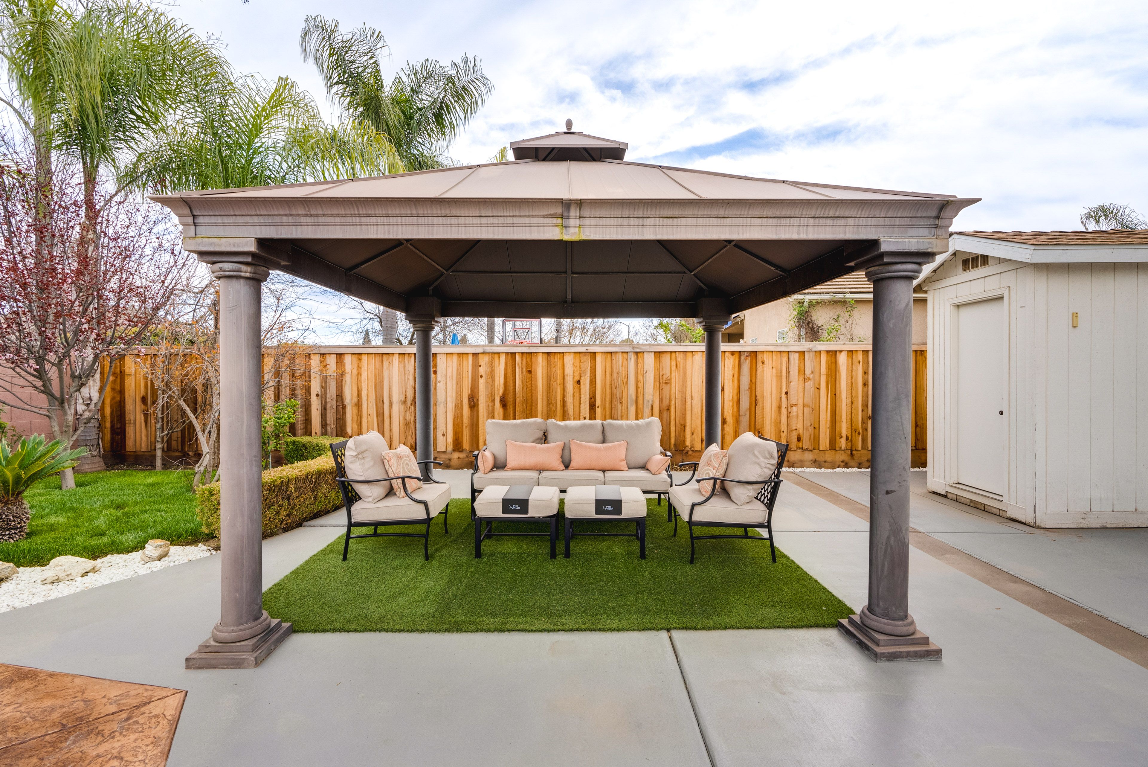 Furnished Gazebo