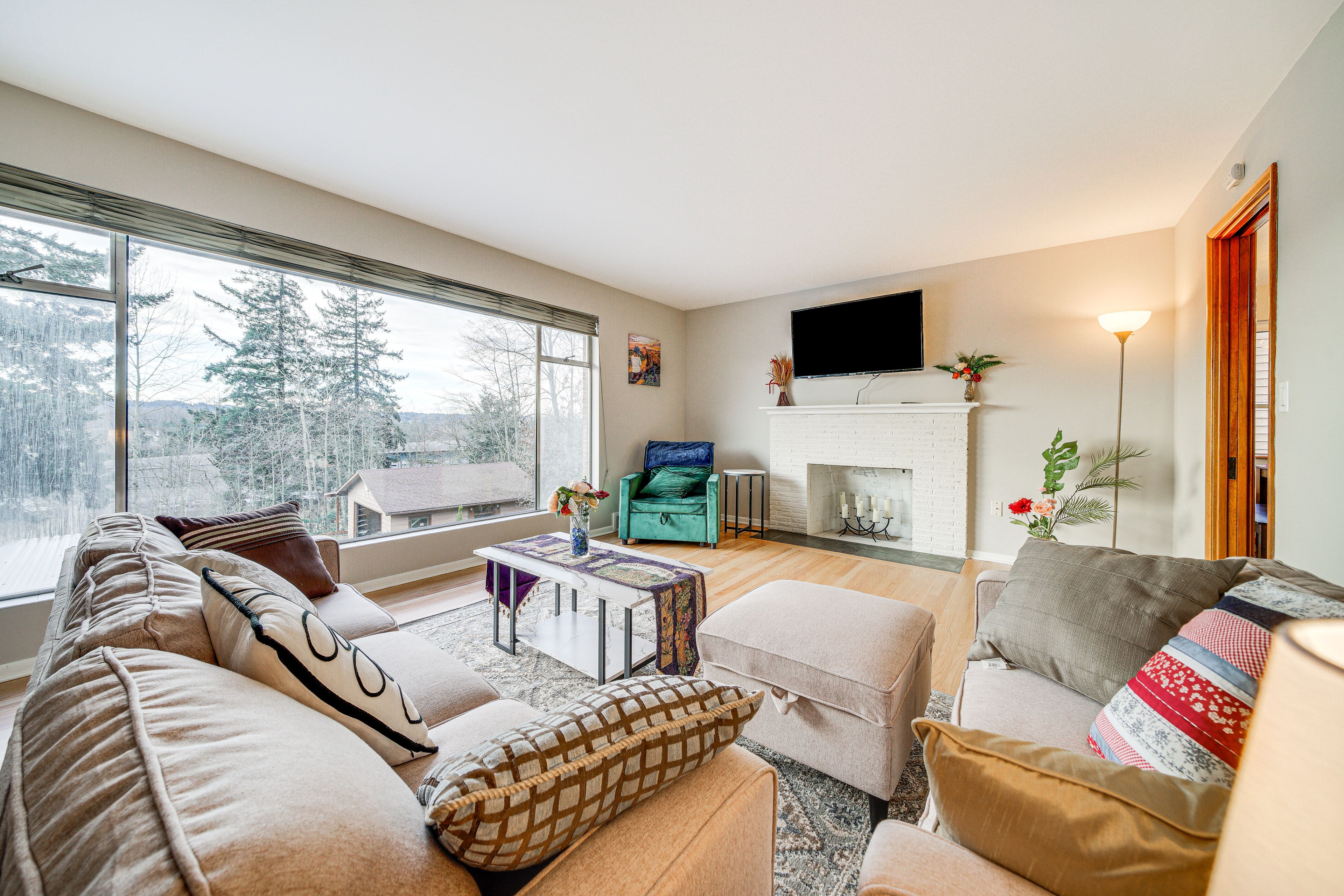 Living Room | Central Heating | Main Level