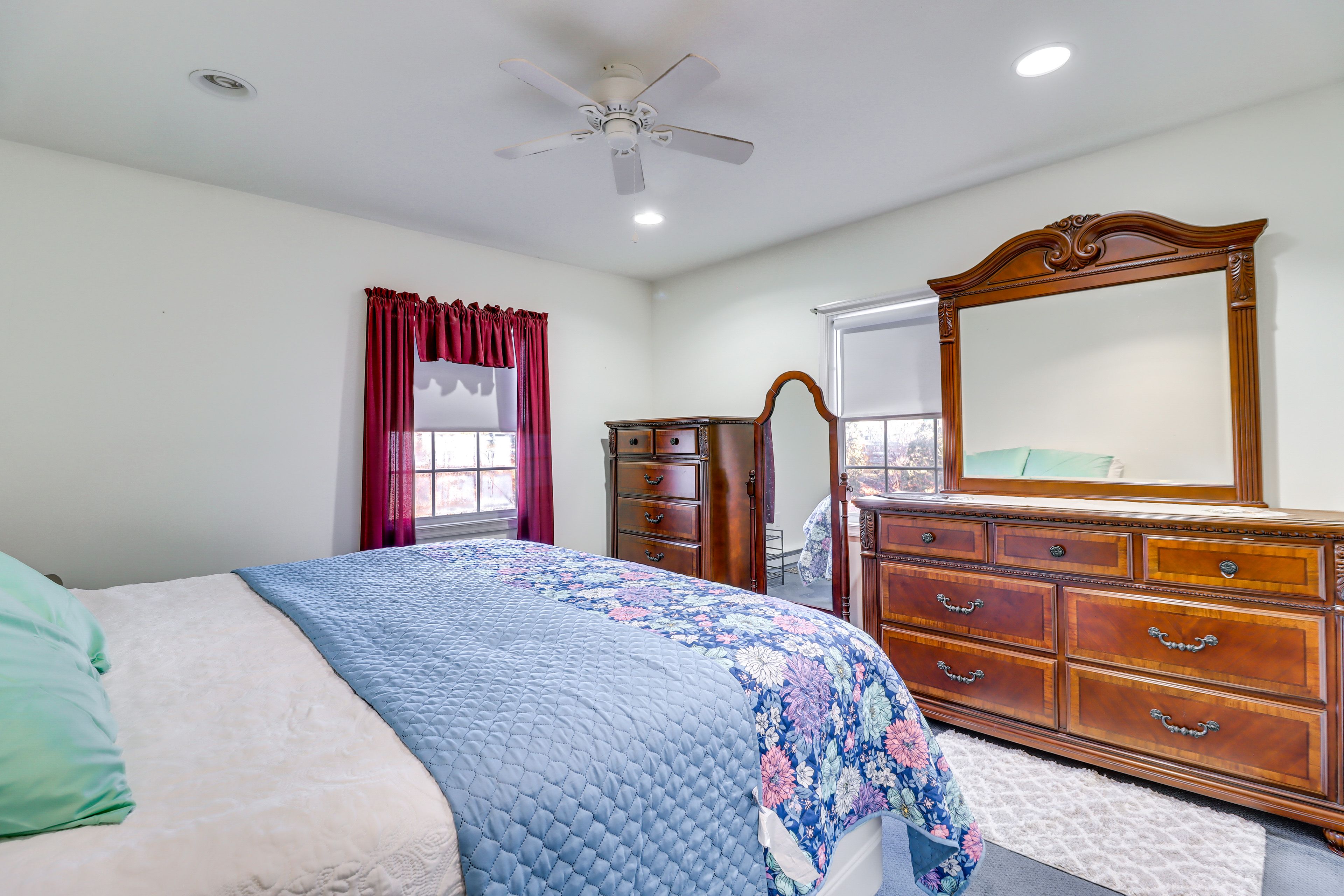 Bedroom 1 | King Bed | 2nd Floor