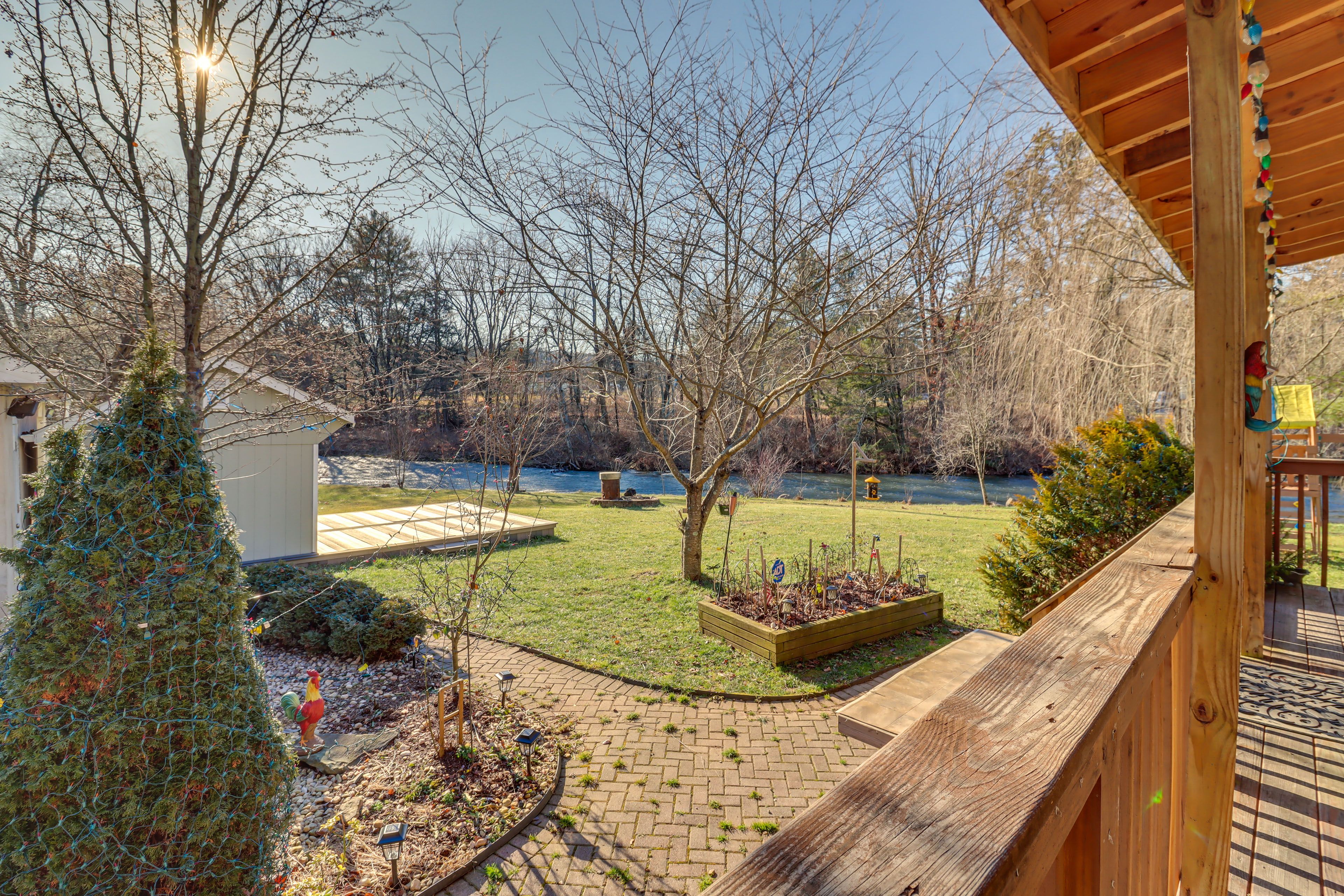 Deck View