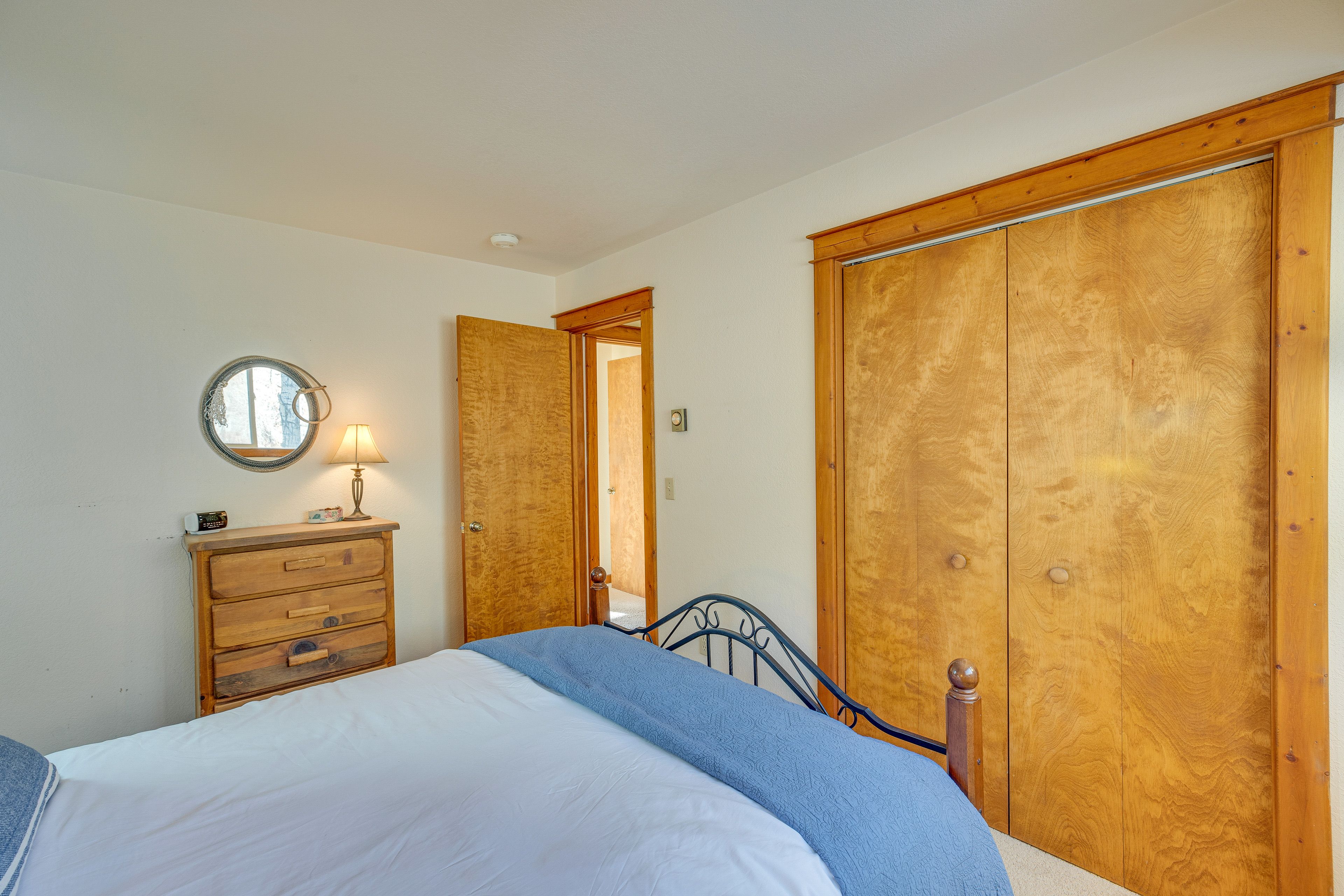 Bedroom 1 | Queen Bed | 3rd Floor