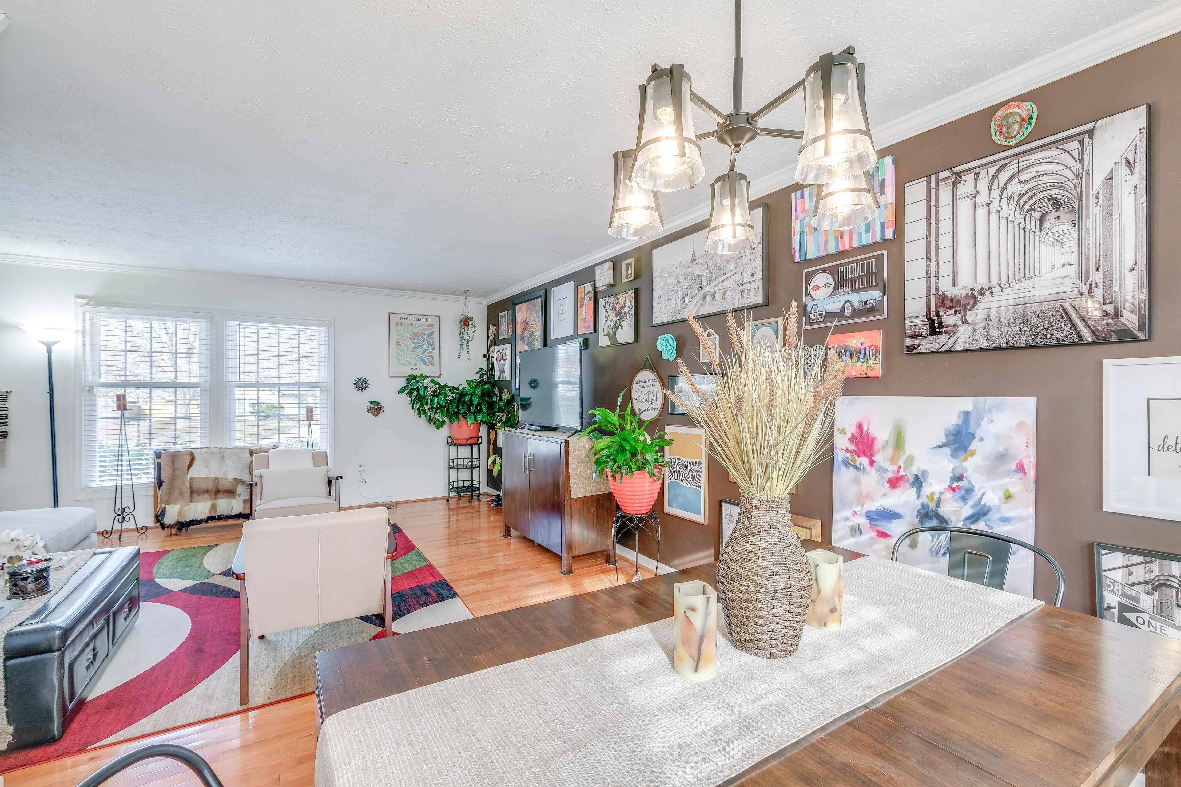 Dining Area | 1st Floor | Dishware/Flatware
