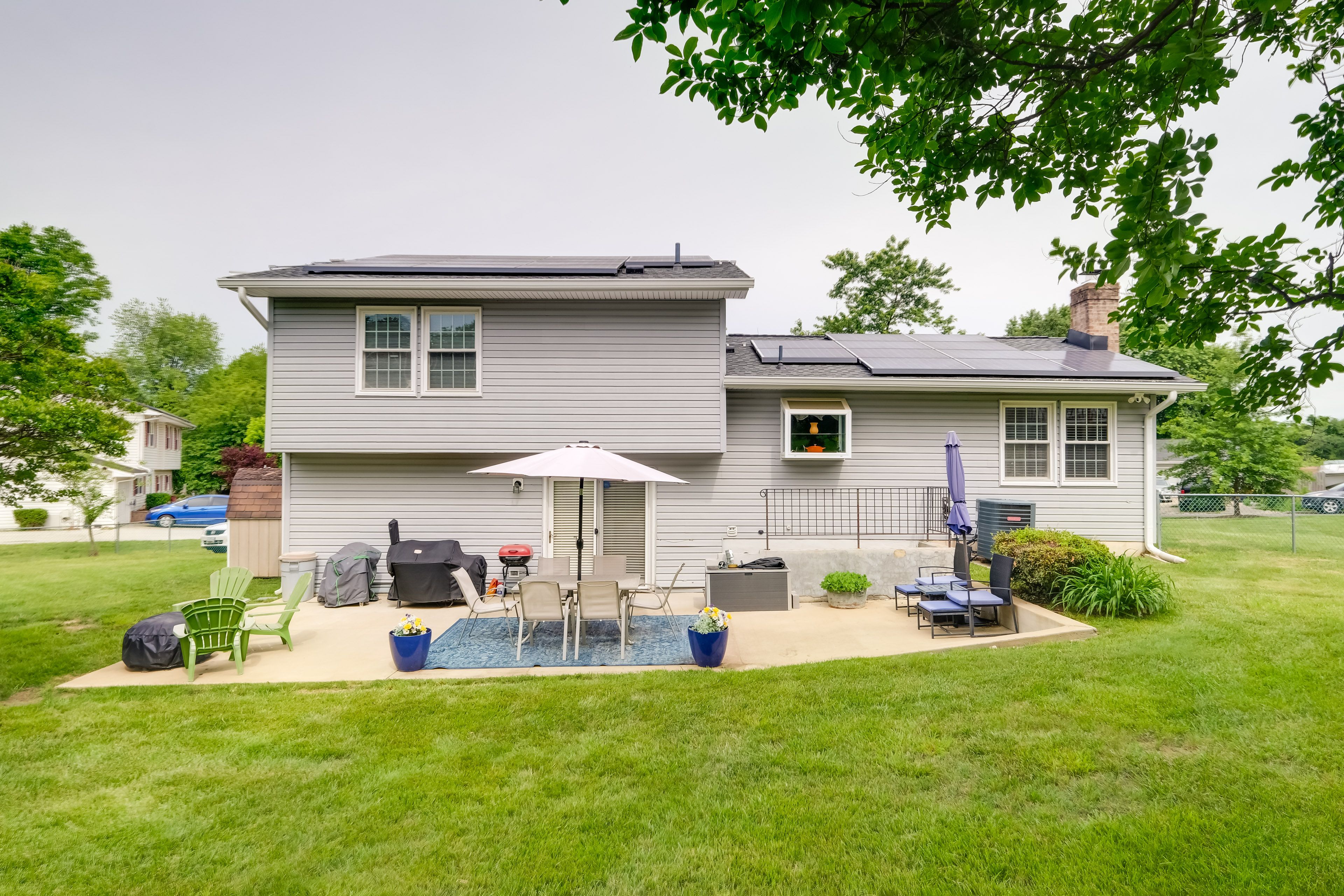 Fenced-In Yard