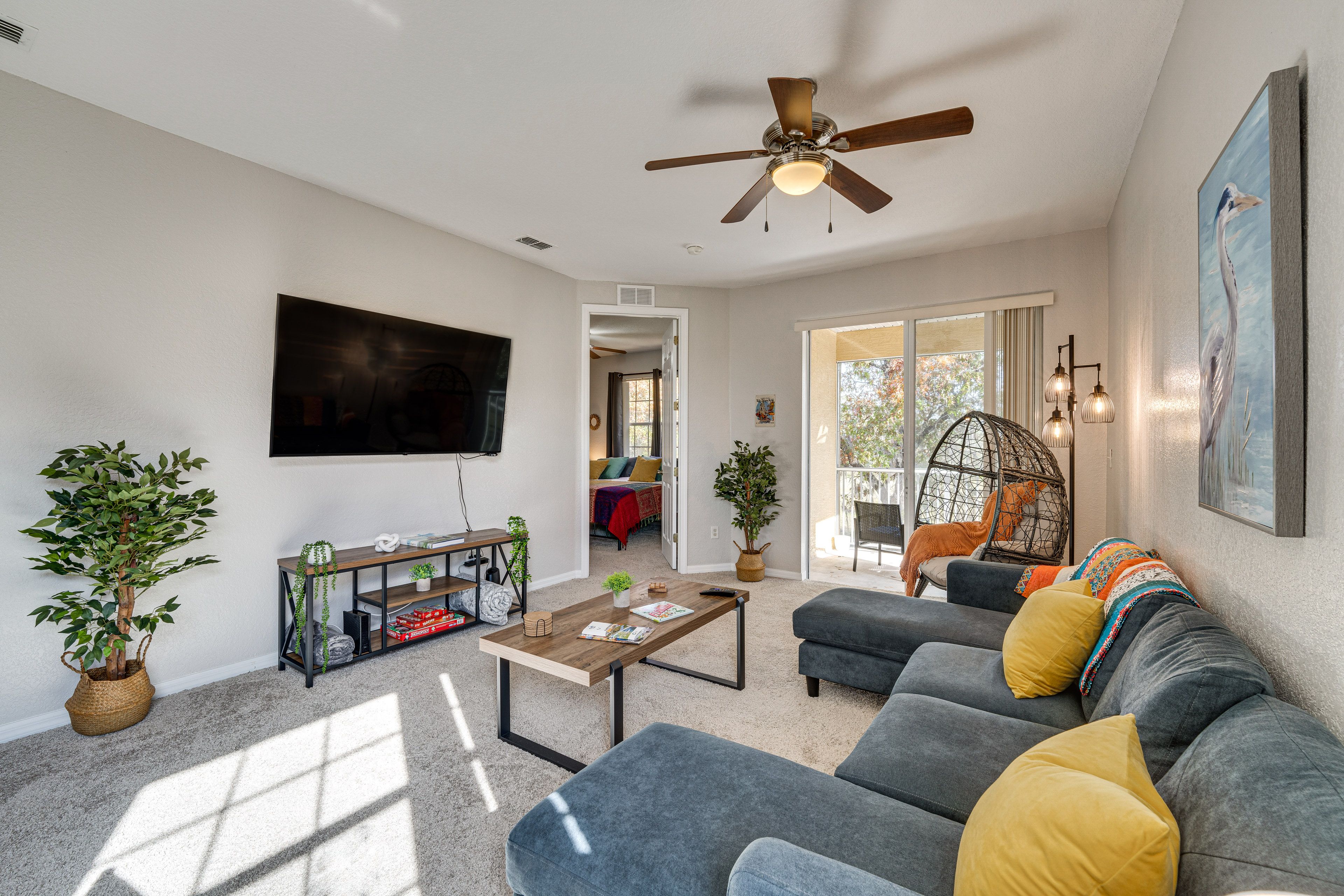 Living Room | Smart TV | Free WiFi | Board Games | Balcony Access