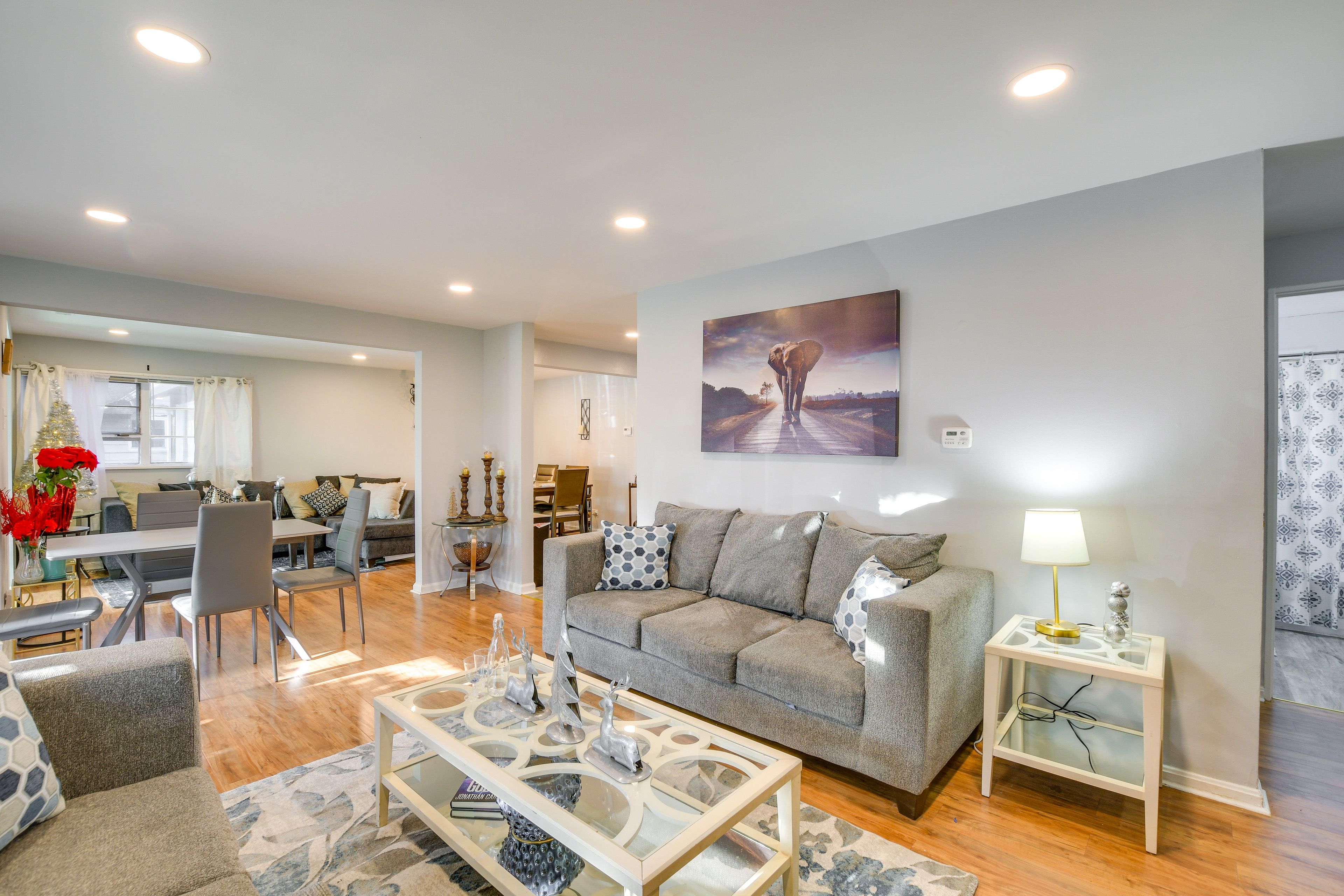 Living Room | Smart TV