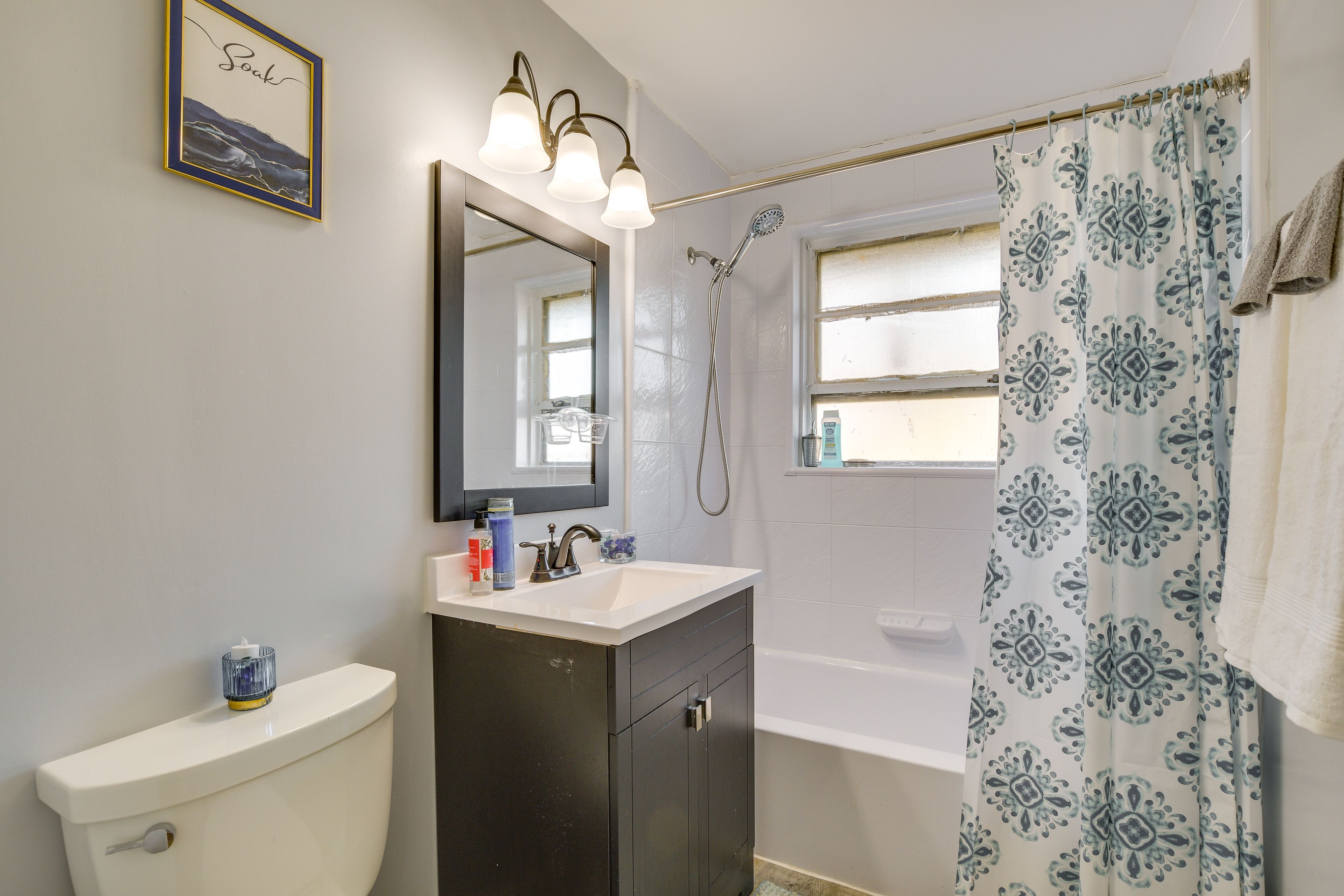 Full Bathroom