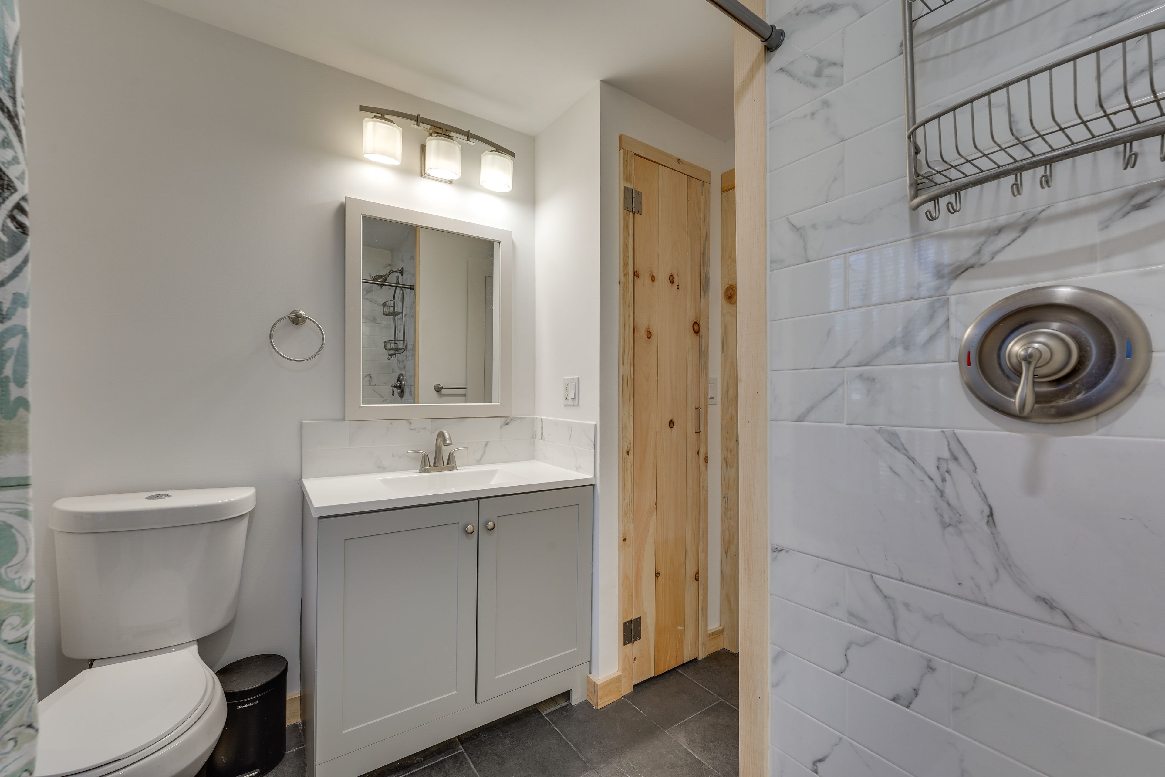 En-Suite Bathroom | Complimentary Toiletries | Hair Dryer | Towels