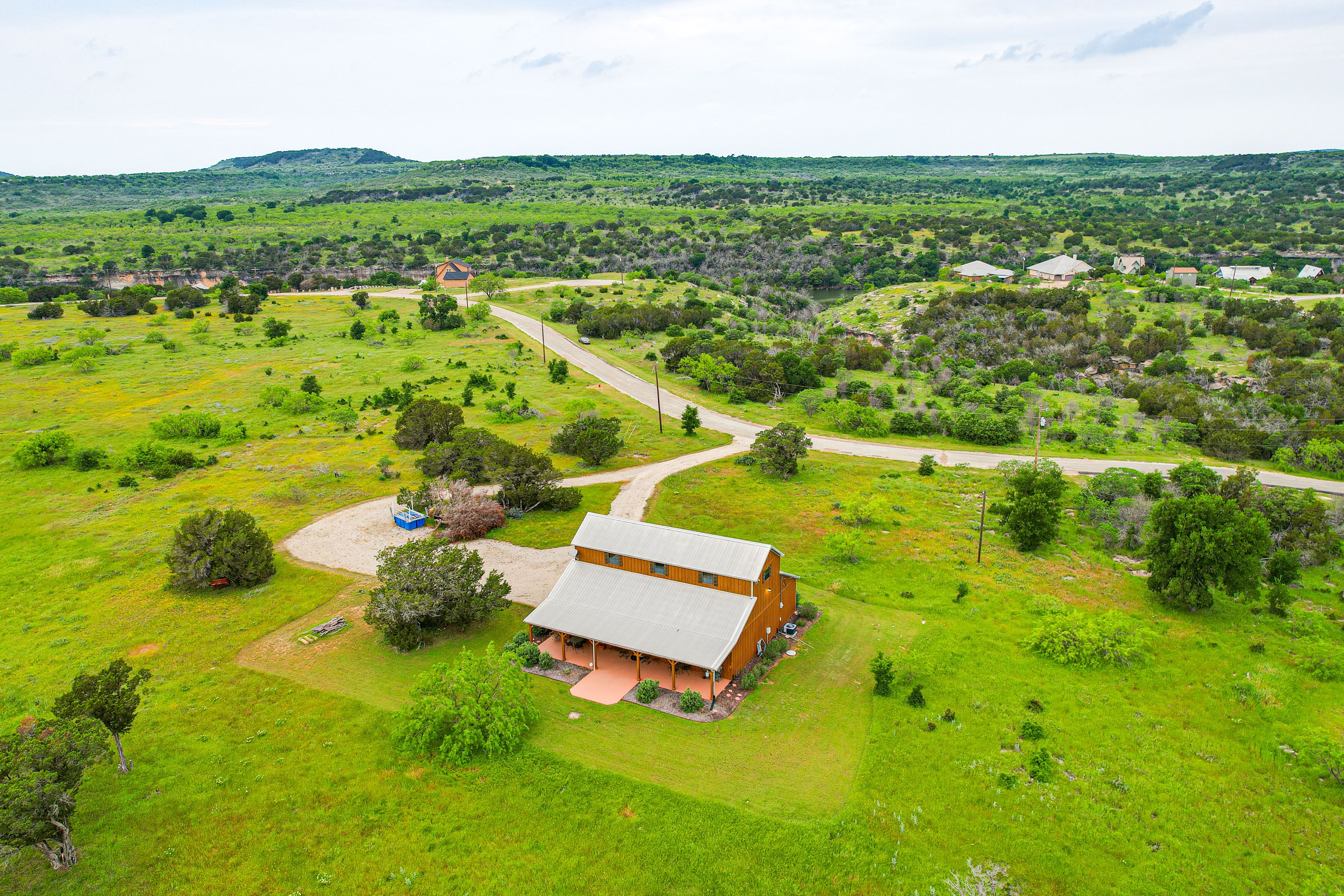 Surrounding Area | Access to Lake | Access to Outdoor Community Pool