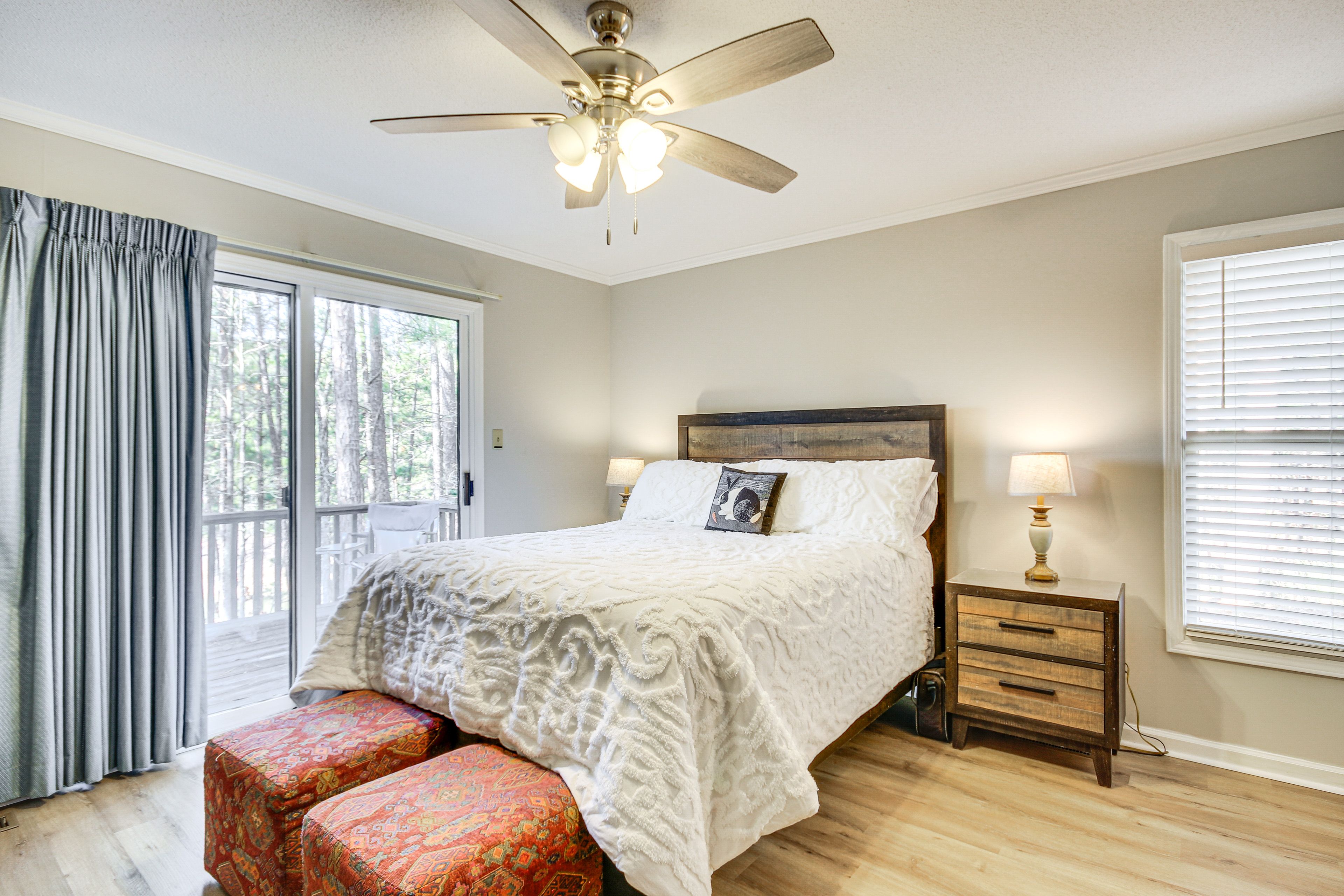 Bedroom 1 | Queen Bed | Linens Provided