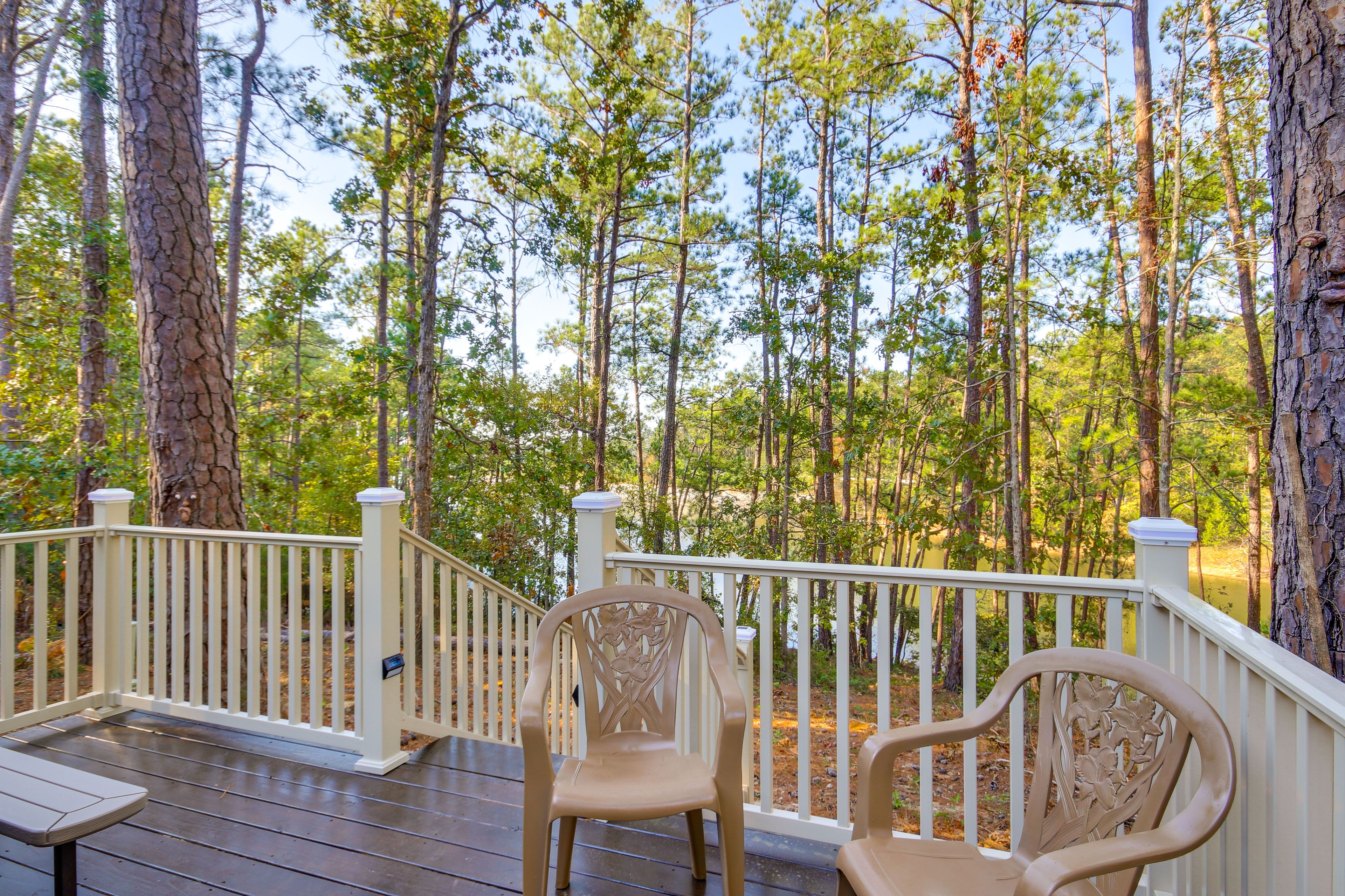 Deck | Gas Grill | Access to Lake Thurmond