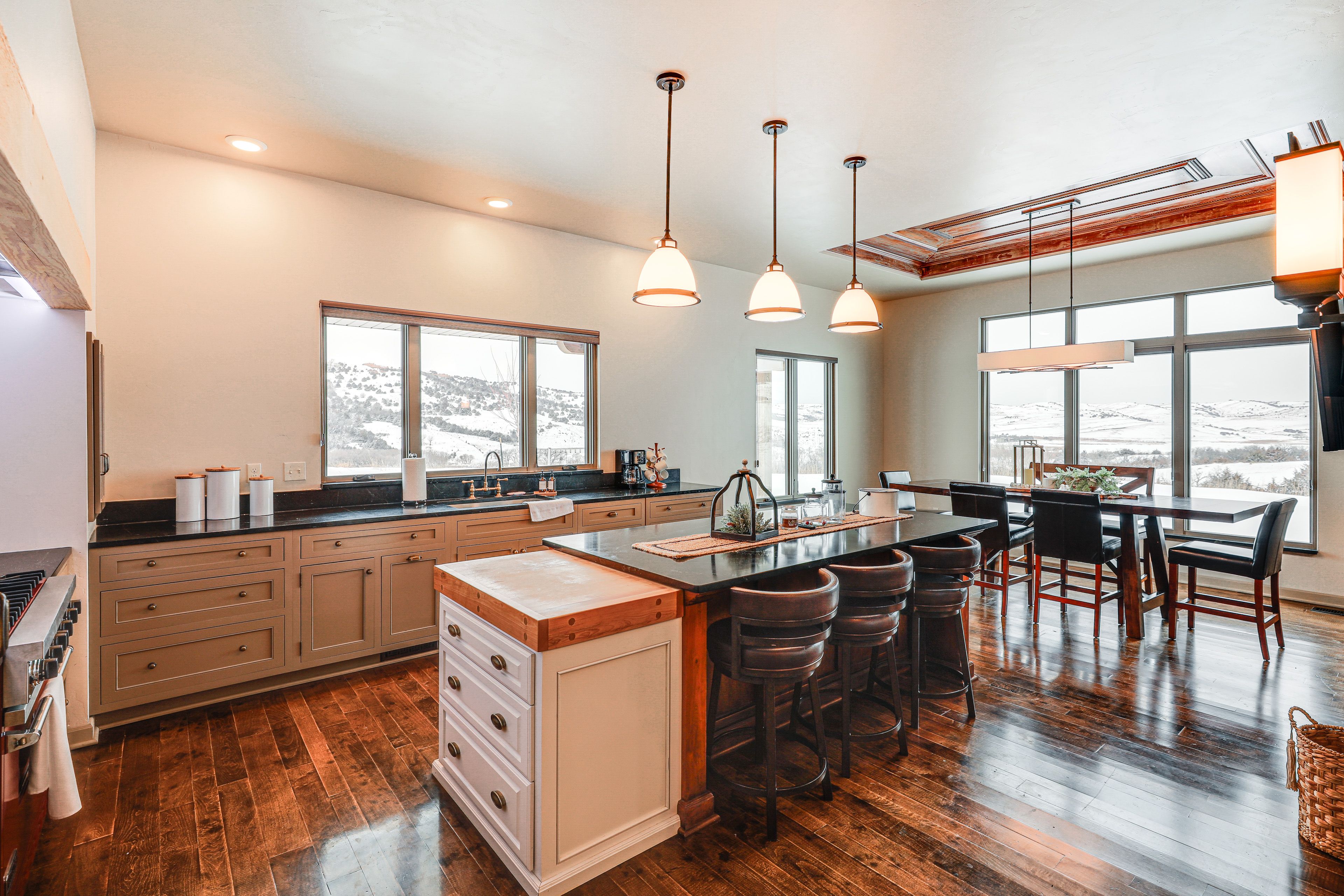 Fairfax Vacation Rental | 3BR | 2BA | Step-Free Access | 3,000 Sq Ft