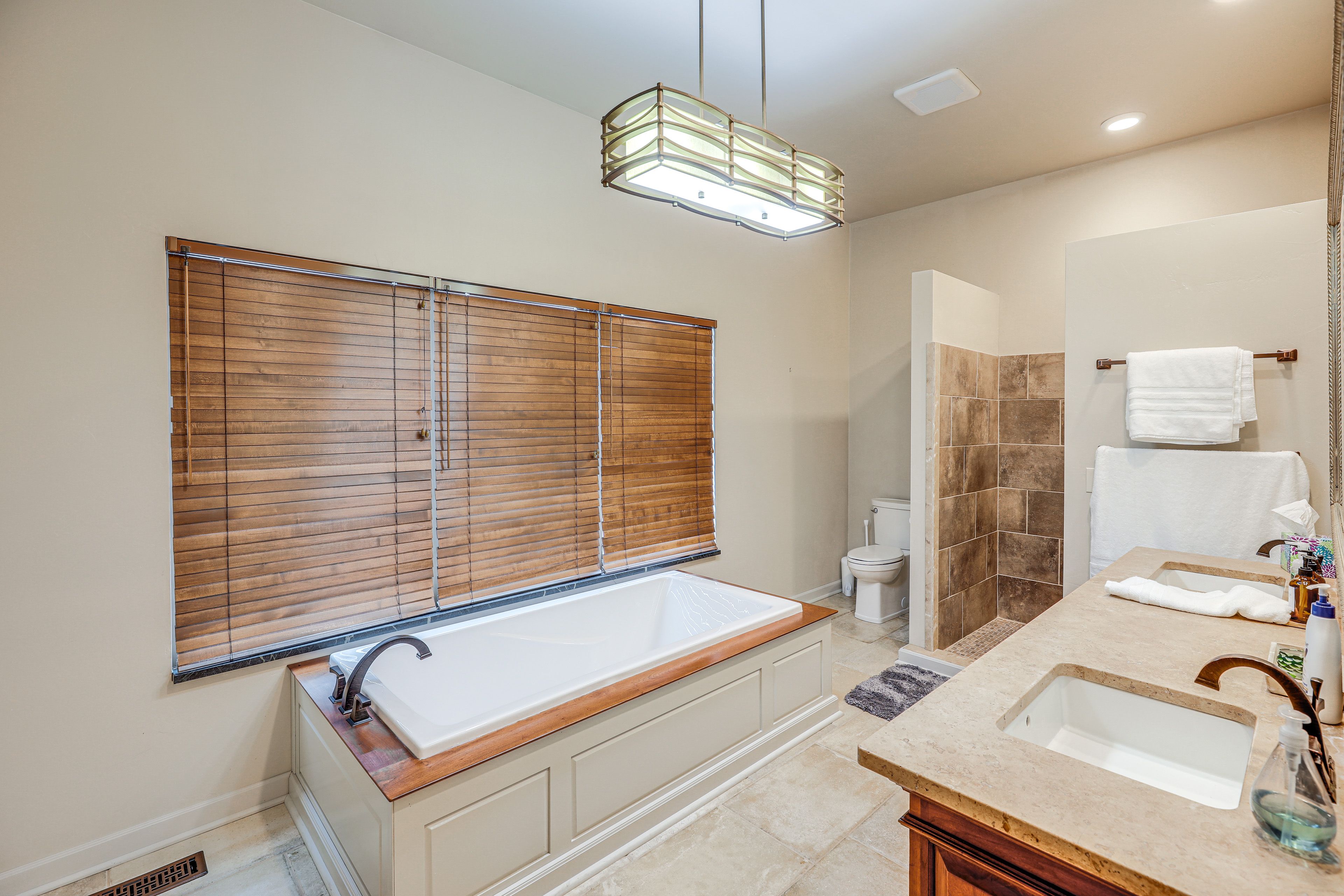 En-Suite Bathroom | Towels Provided | Main Level