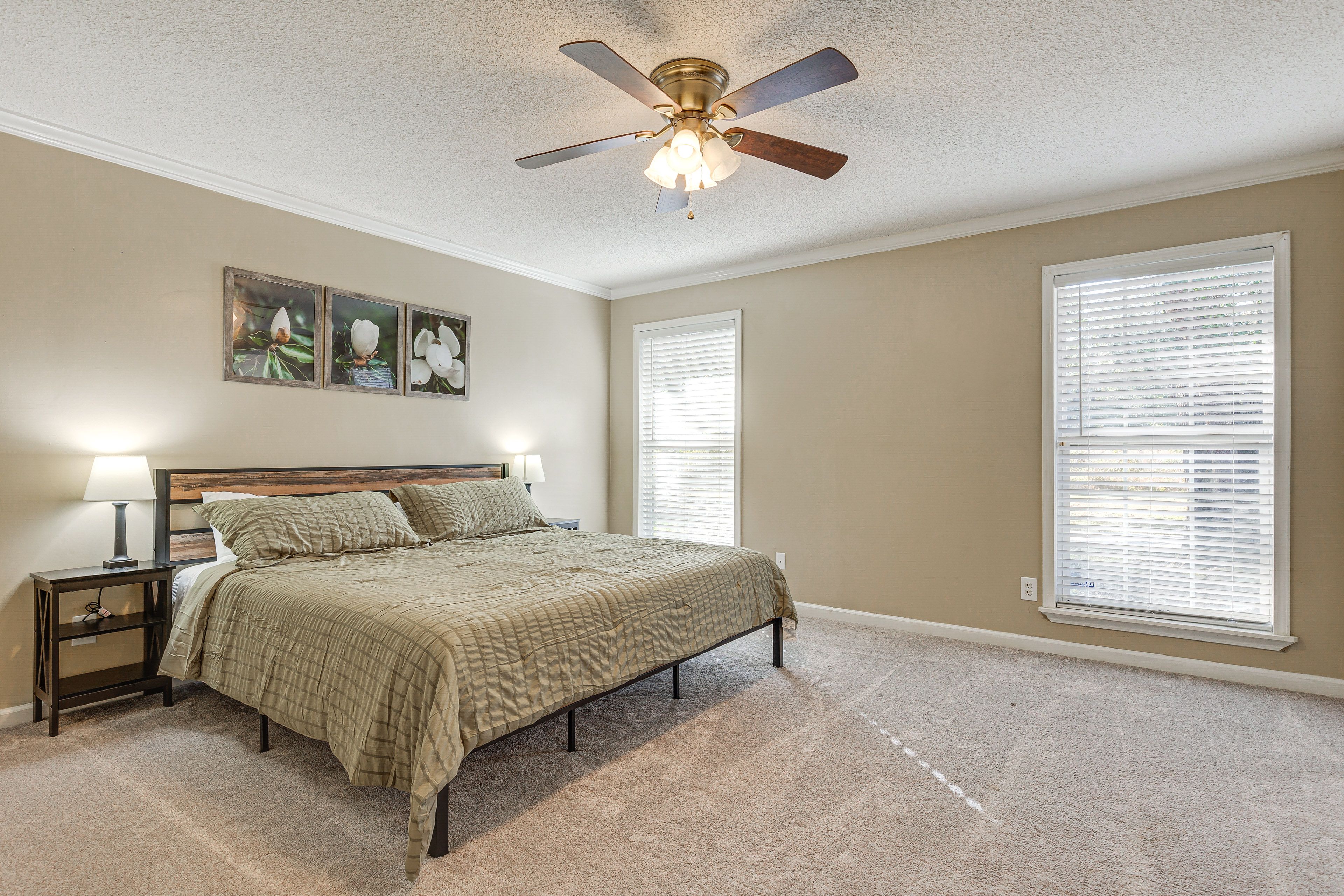 Bedroom 1 | King Bed | Linens Provided