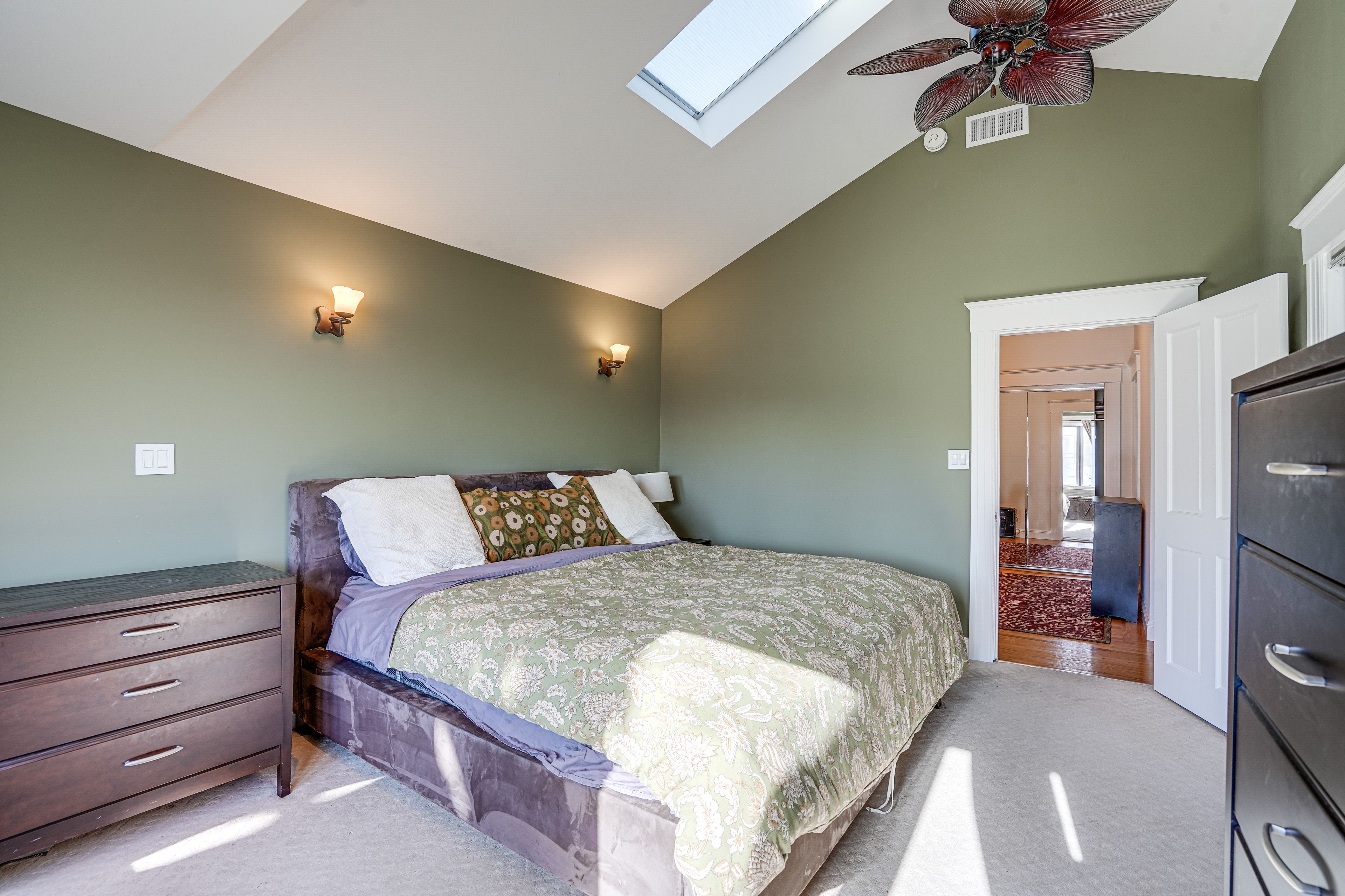 Bedroom 2 | 2nd Floor | King Bed | Ceiling Fans | Flat-Screen TV