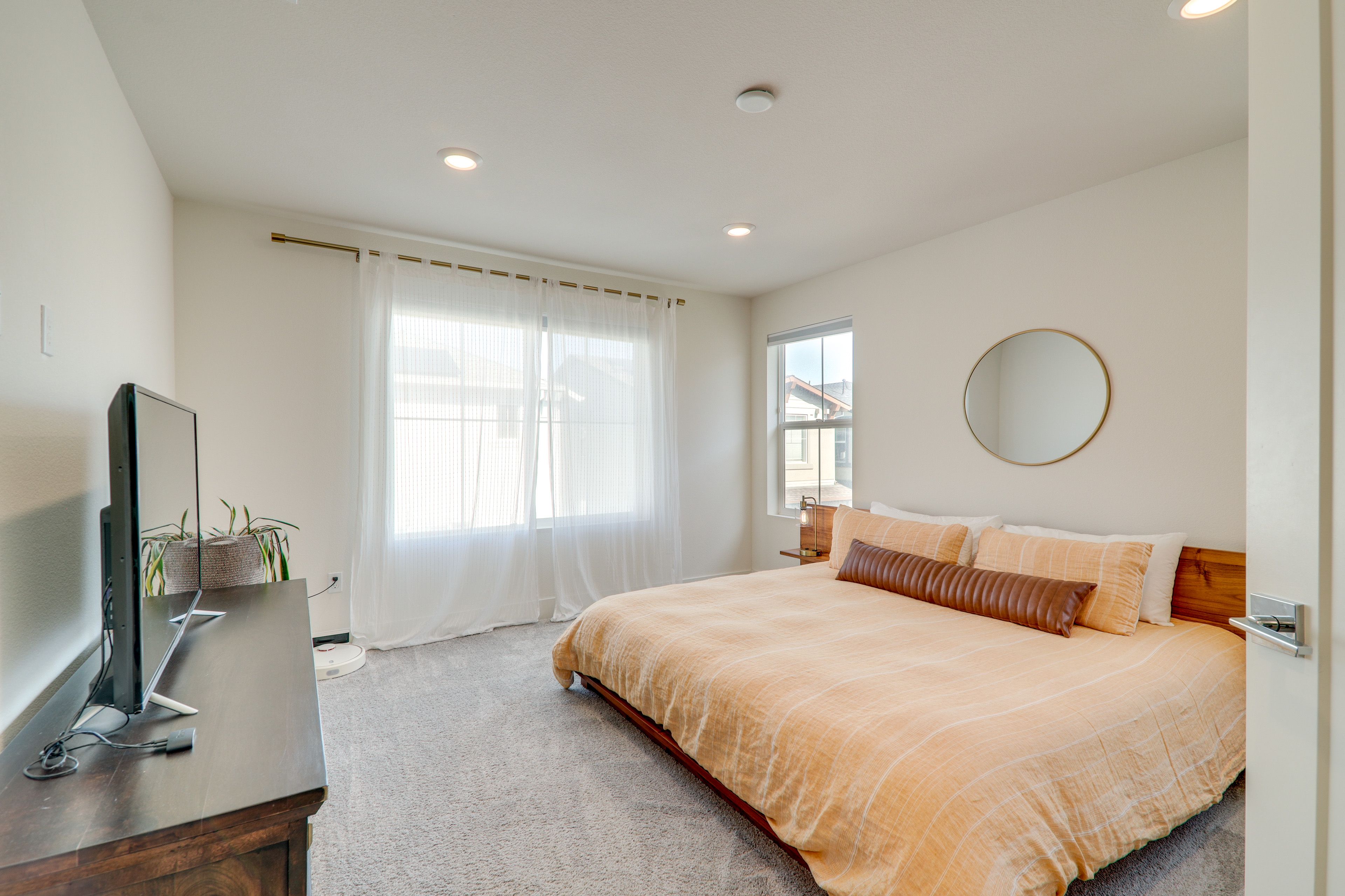 Bedroom 1 | King Bed | 3rd Floor | Stairs Required