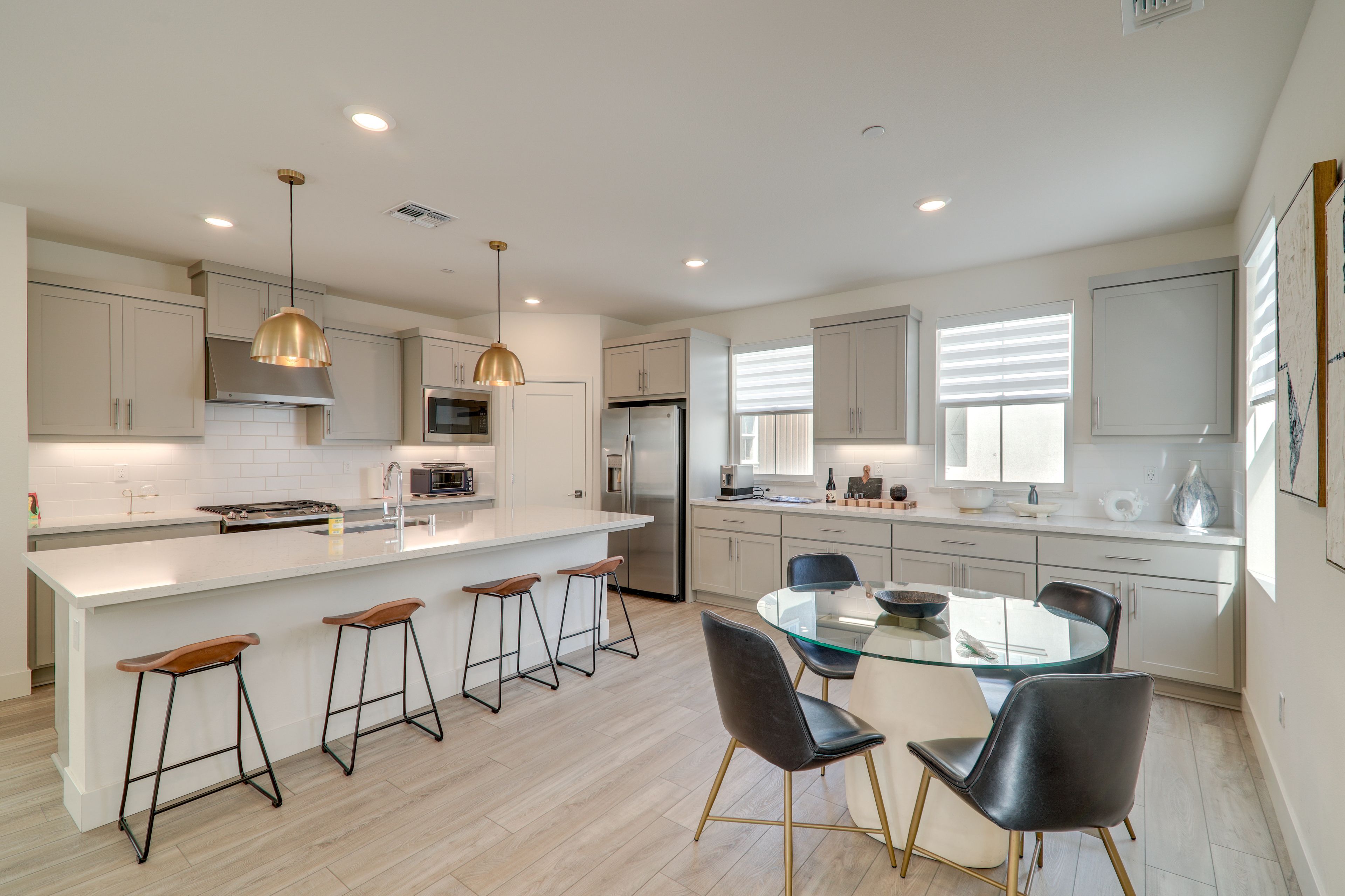 Dining Room | 2nd Floor | Fully Equipped Kitchen