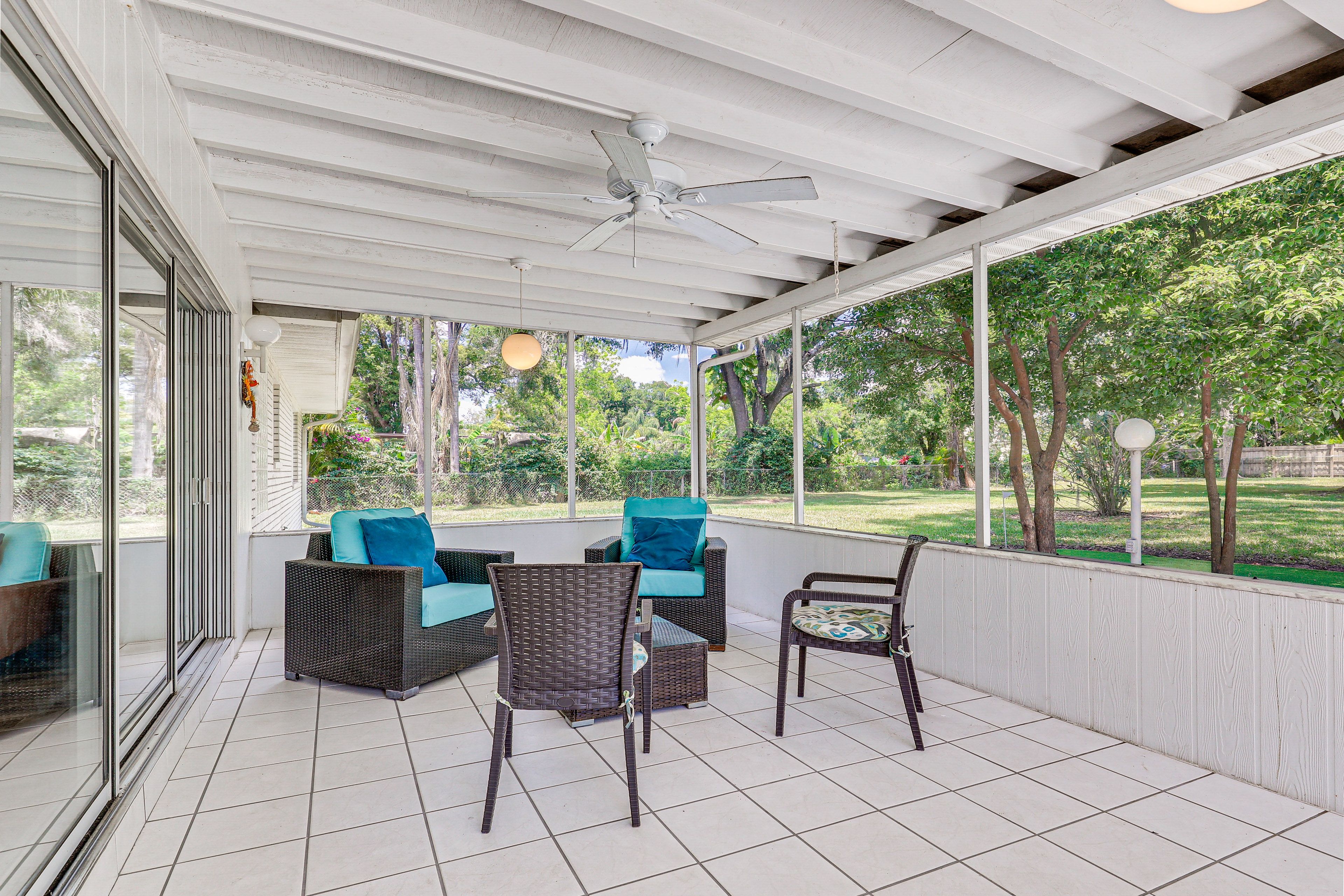 Screened-In Porch