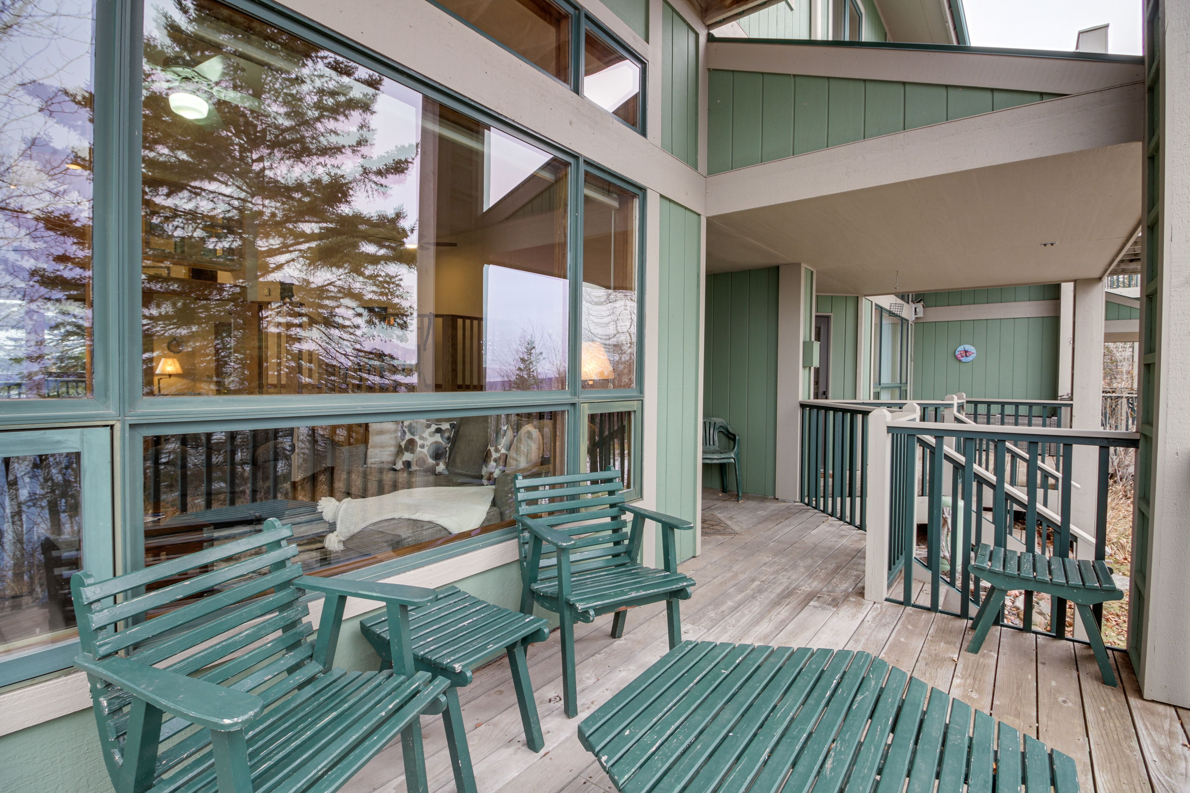 Townhome Exterior | Furnished Deck