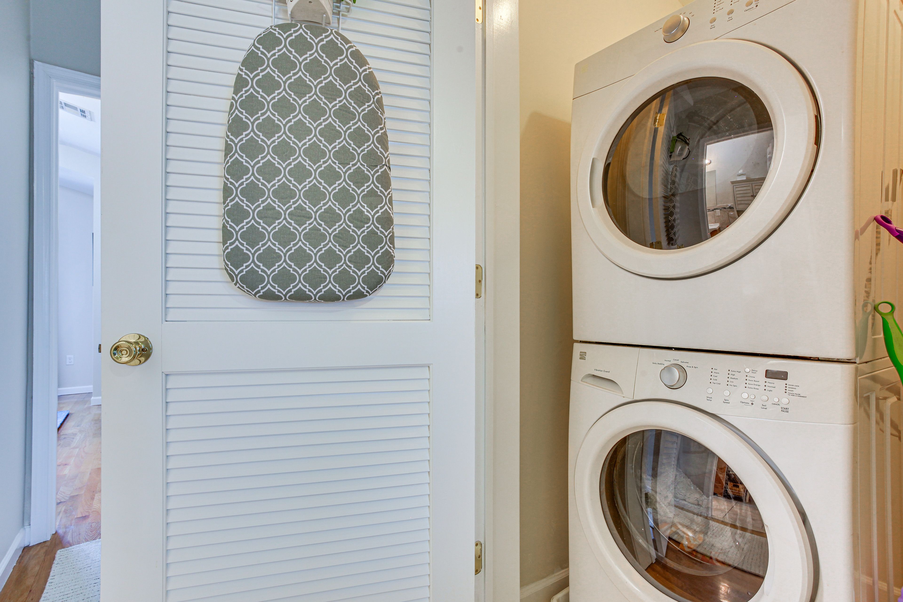 Laundry Area | Washer/Dryer | Hangers | Iron/Board | Trash Bags/Paper Towels