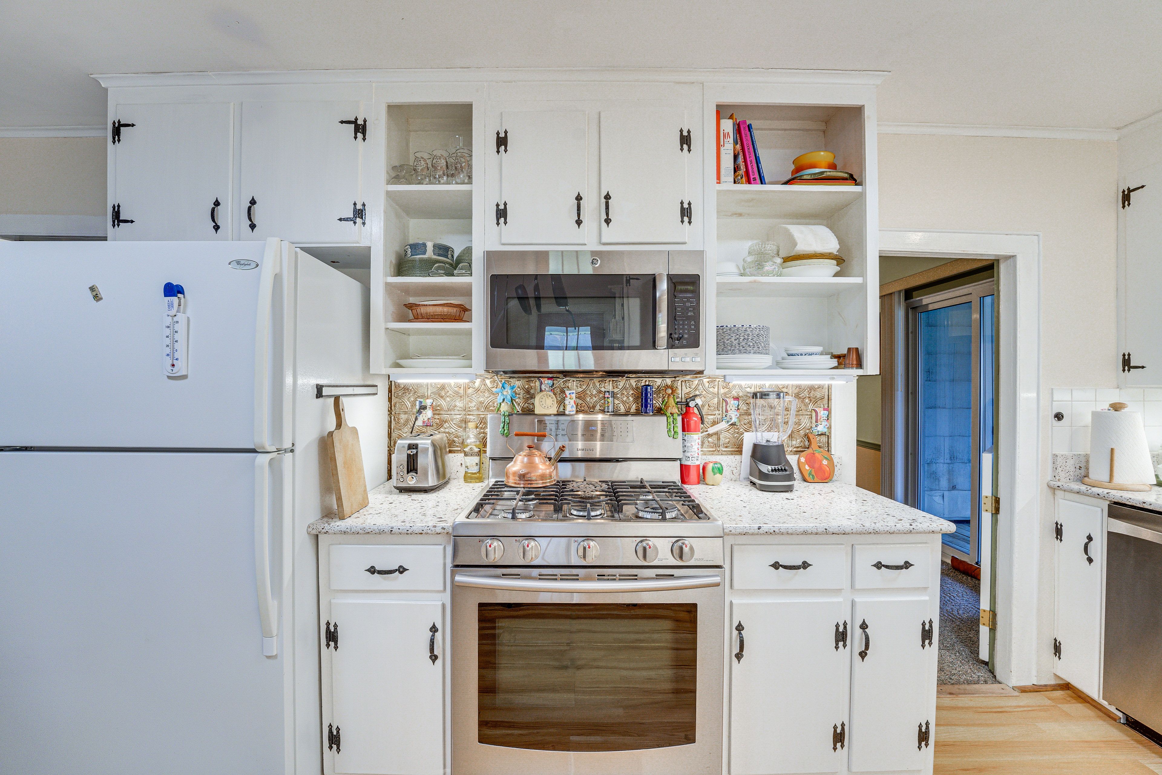 Image 7