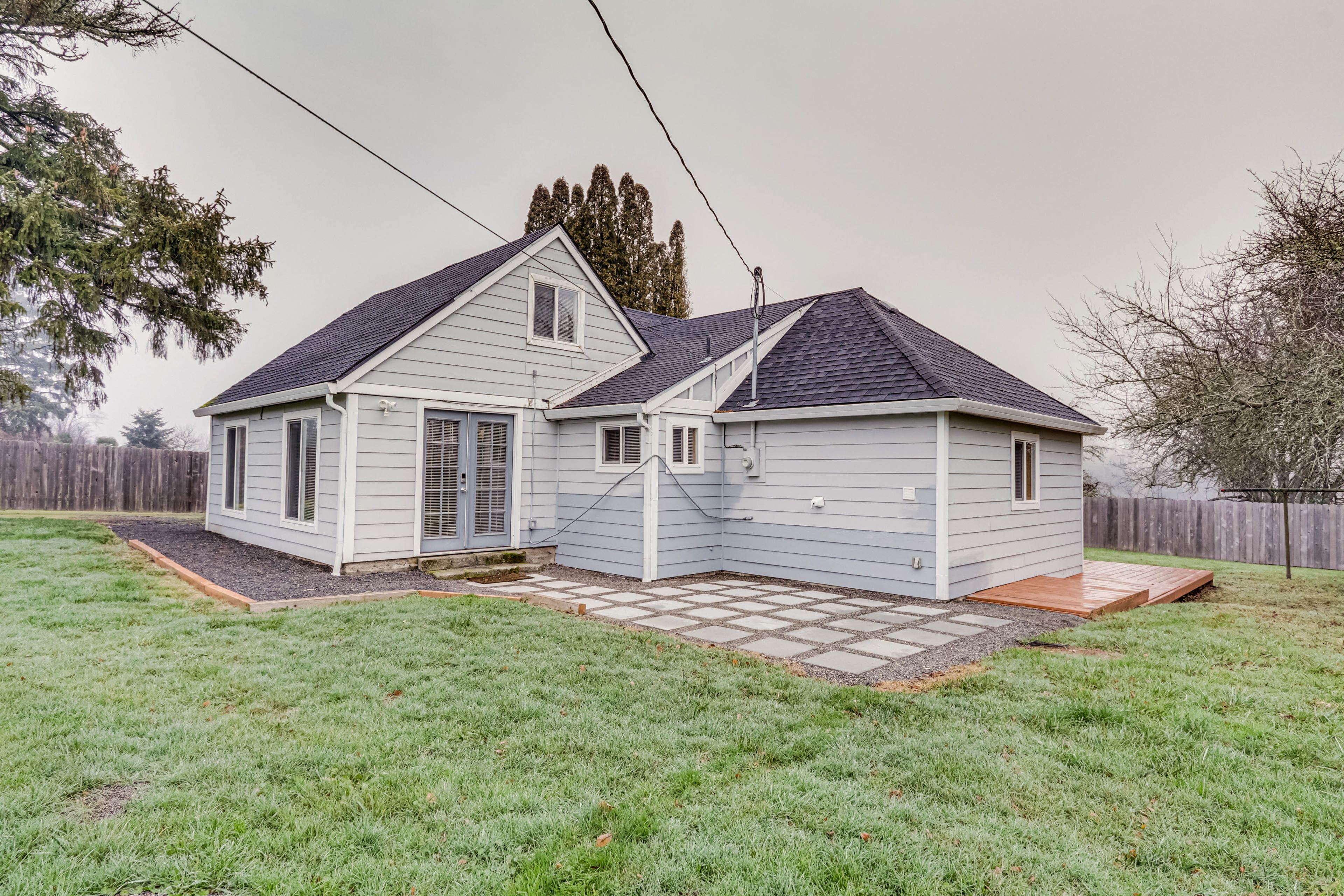 Private Yard | Pet Friendly w/ Fee