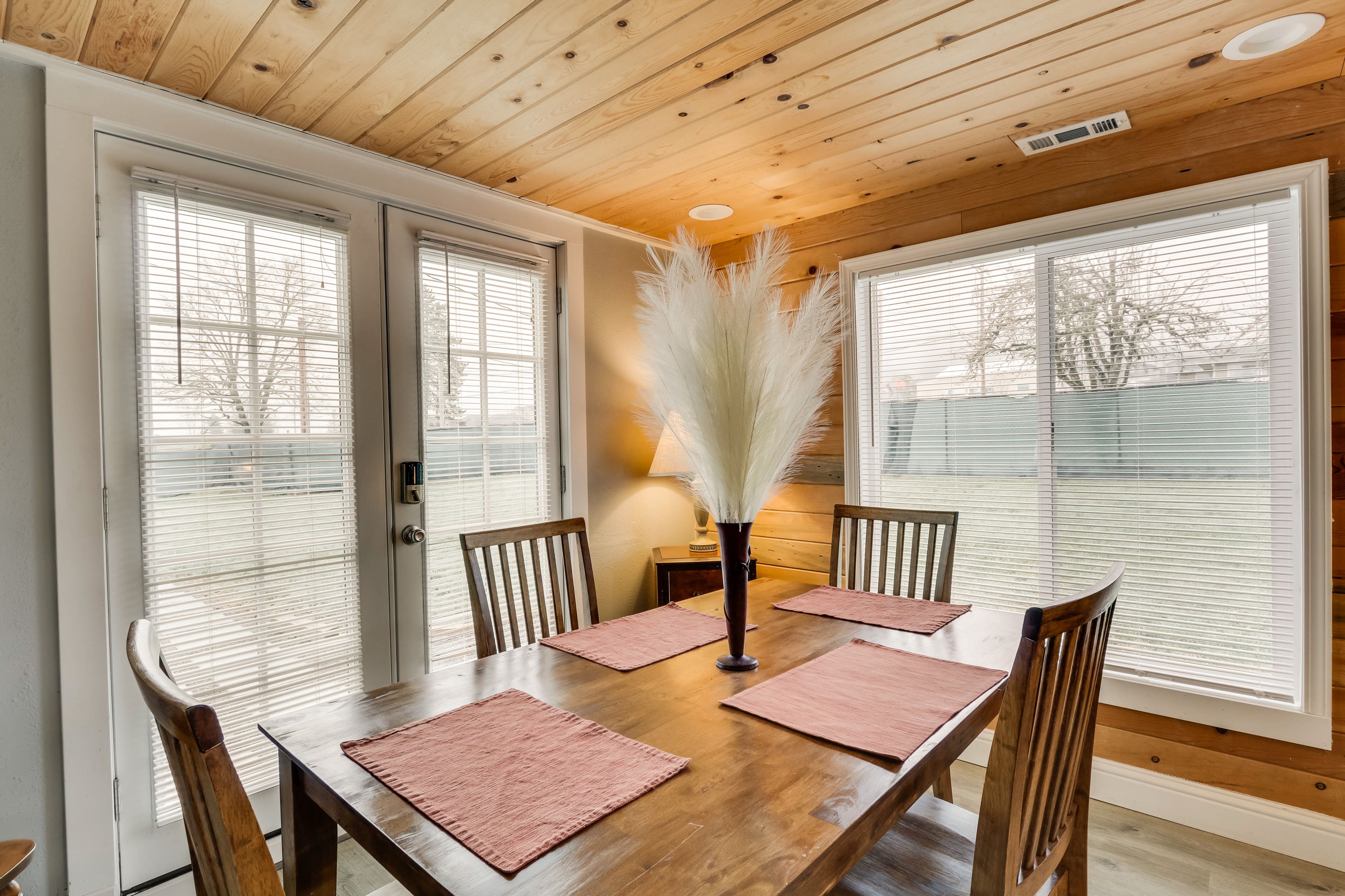 Dining Area | 1st Floor