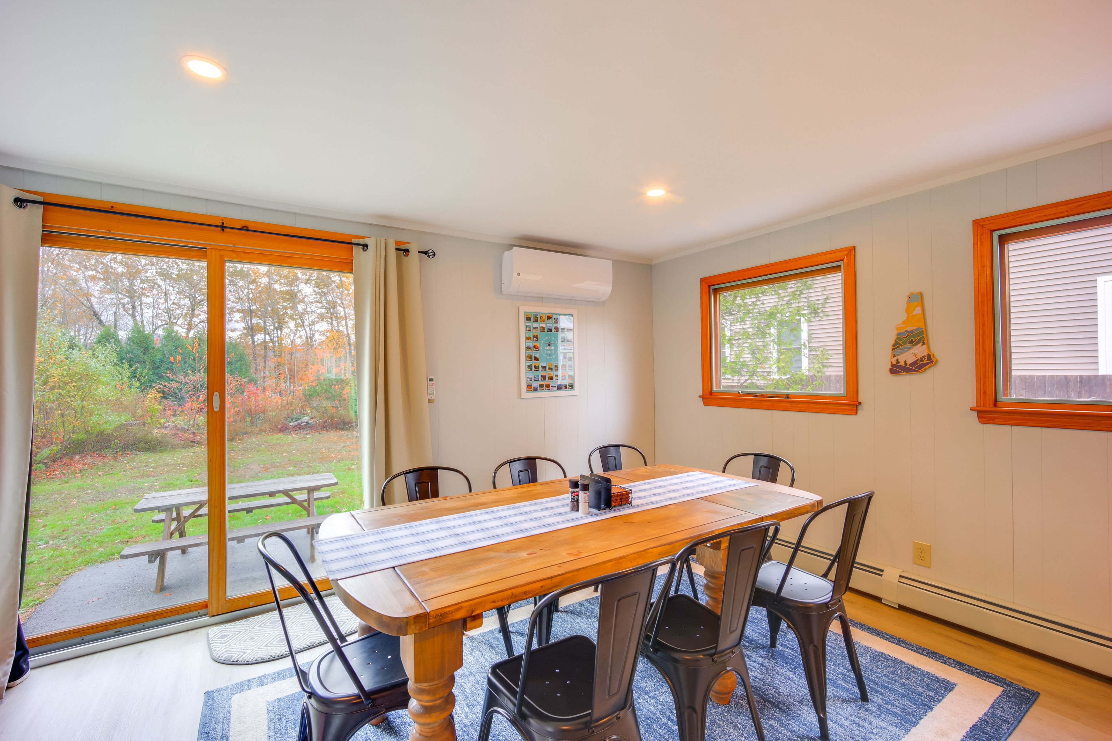 Dining Area | Dishware & Flatware