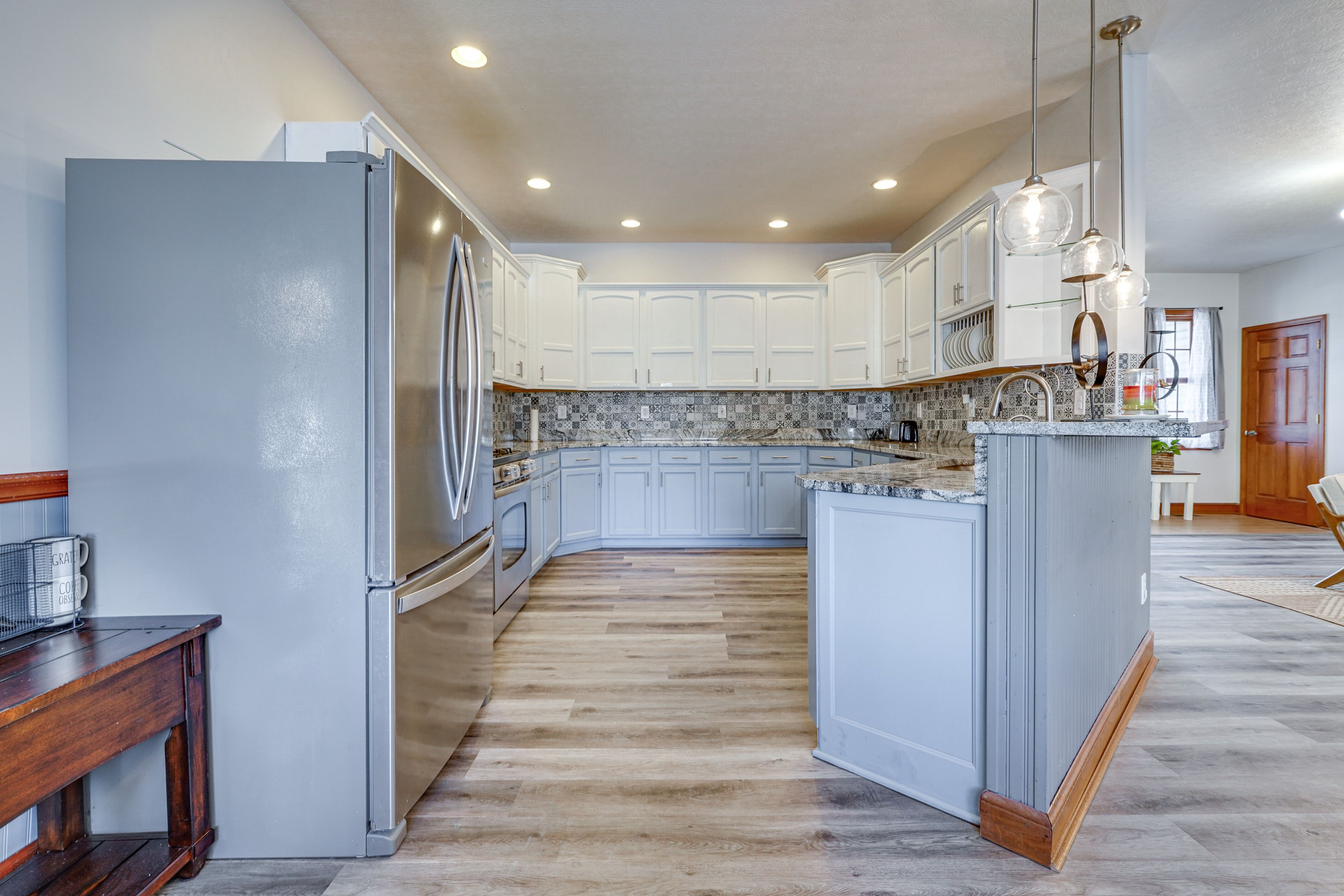 Kitchen | Dishwasher | Drip Coffee Maker | 2nd Floor
