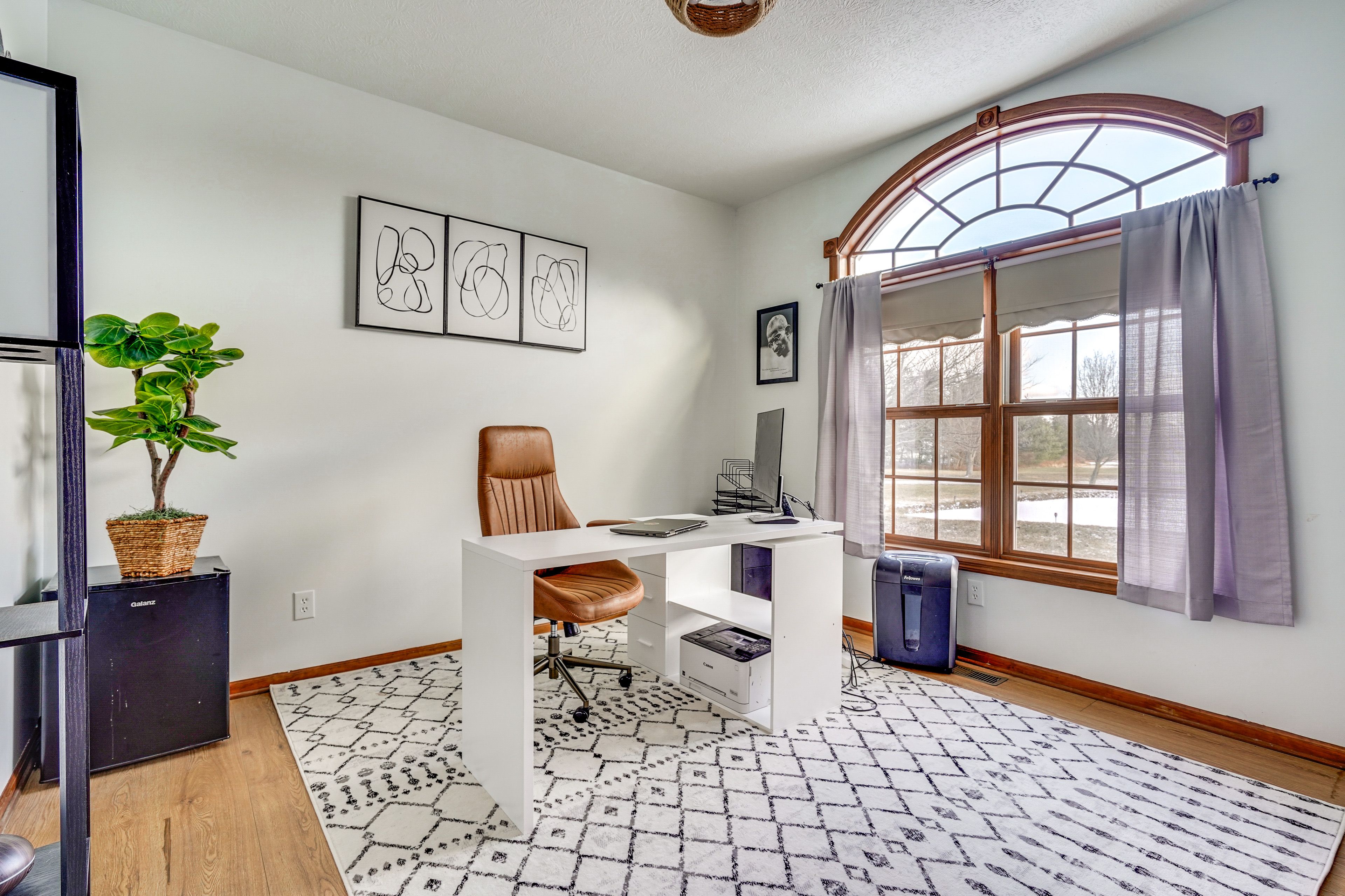 Private Office | Monitor | Printer | Free WiFi | 2nd Floor