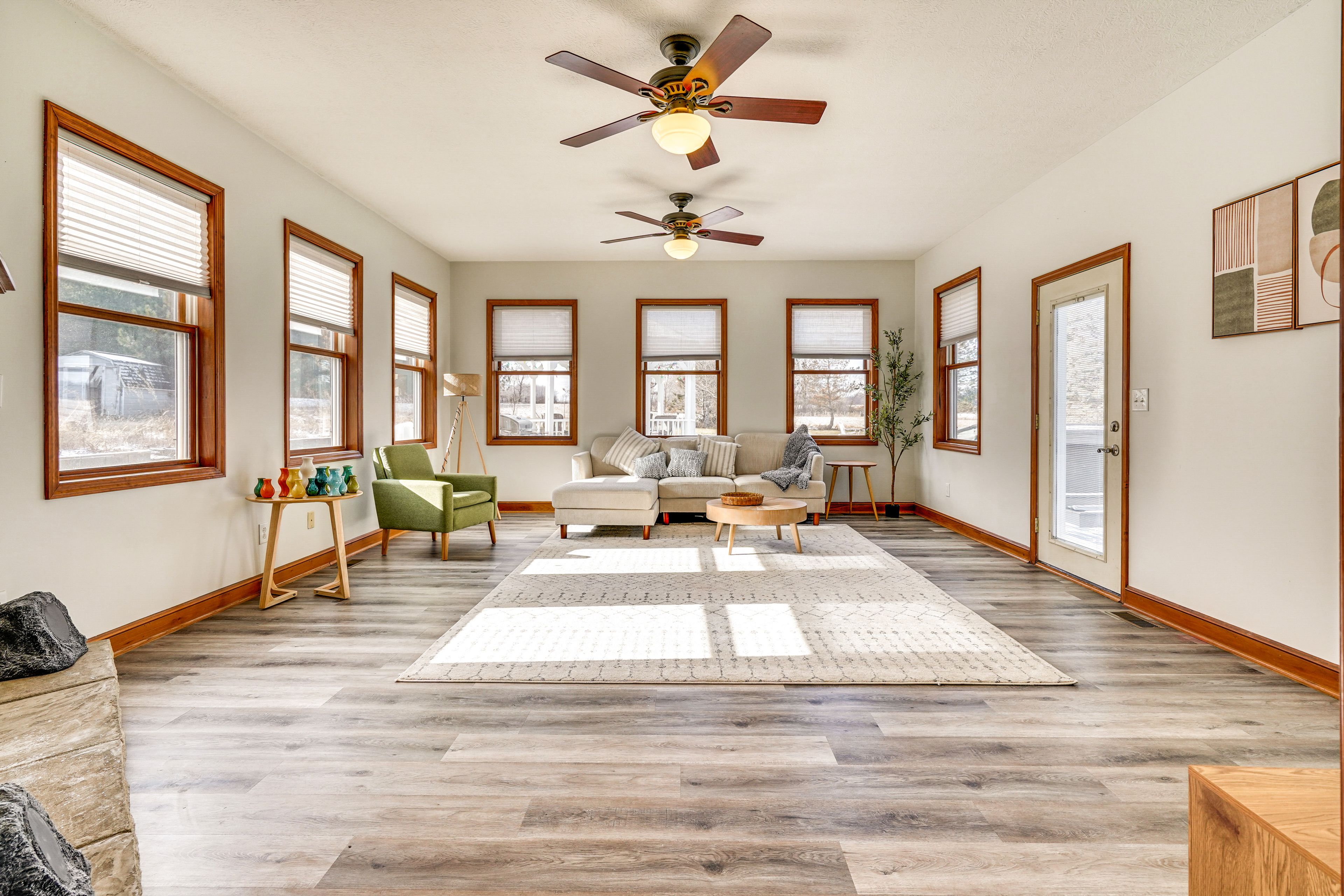 Living Room | Smart TV | Fireplace | Access to Patio | 2nd Floor