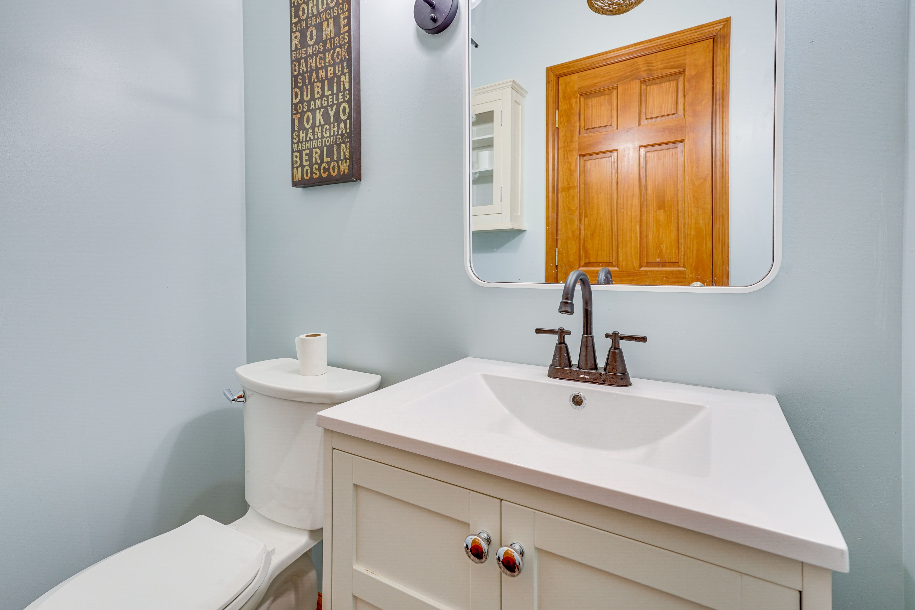 Half Bathroom | 2nd Floor