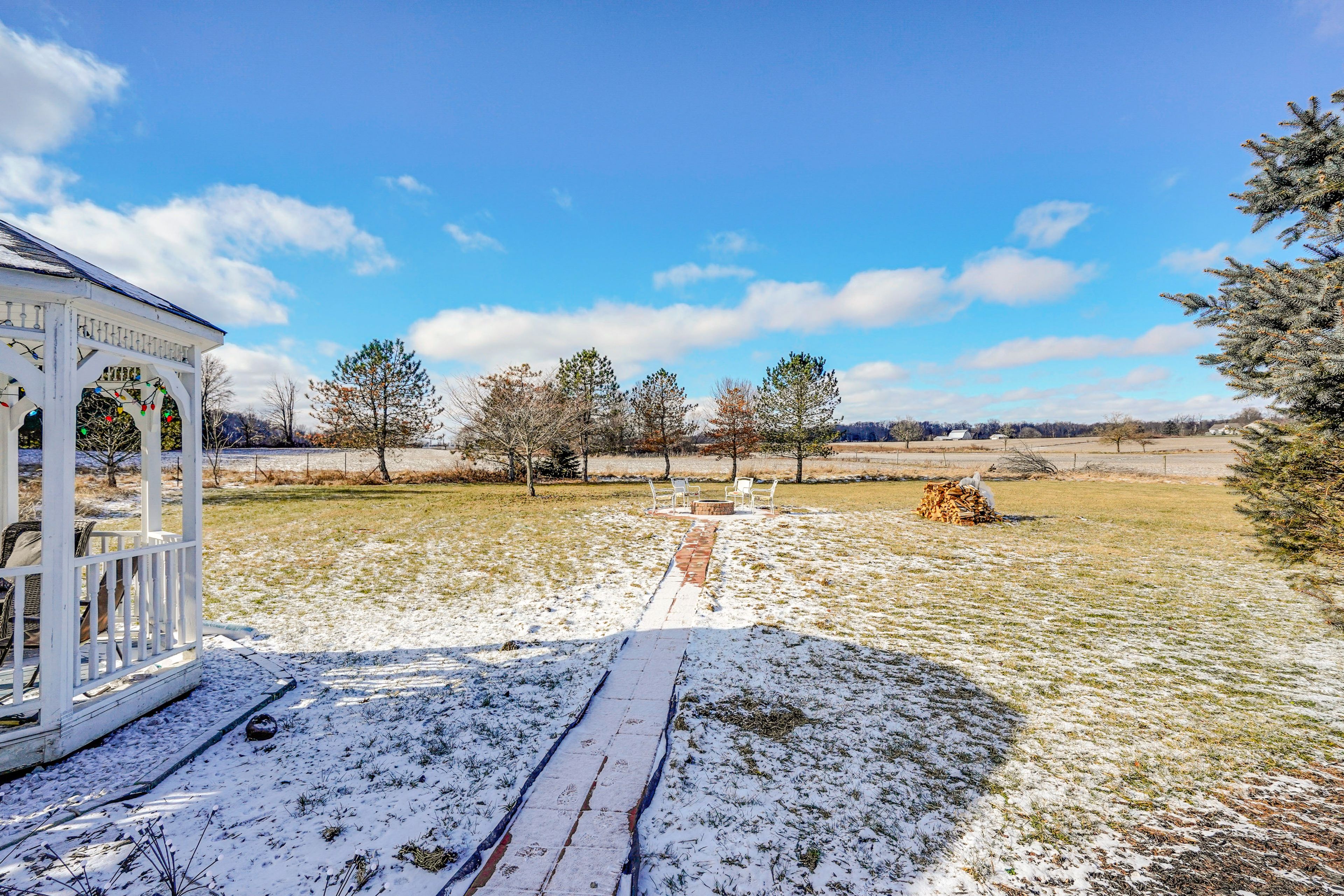 21-Acre Yard