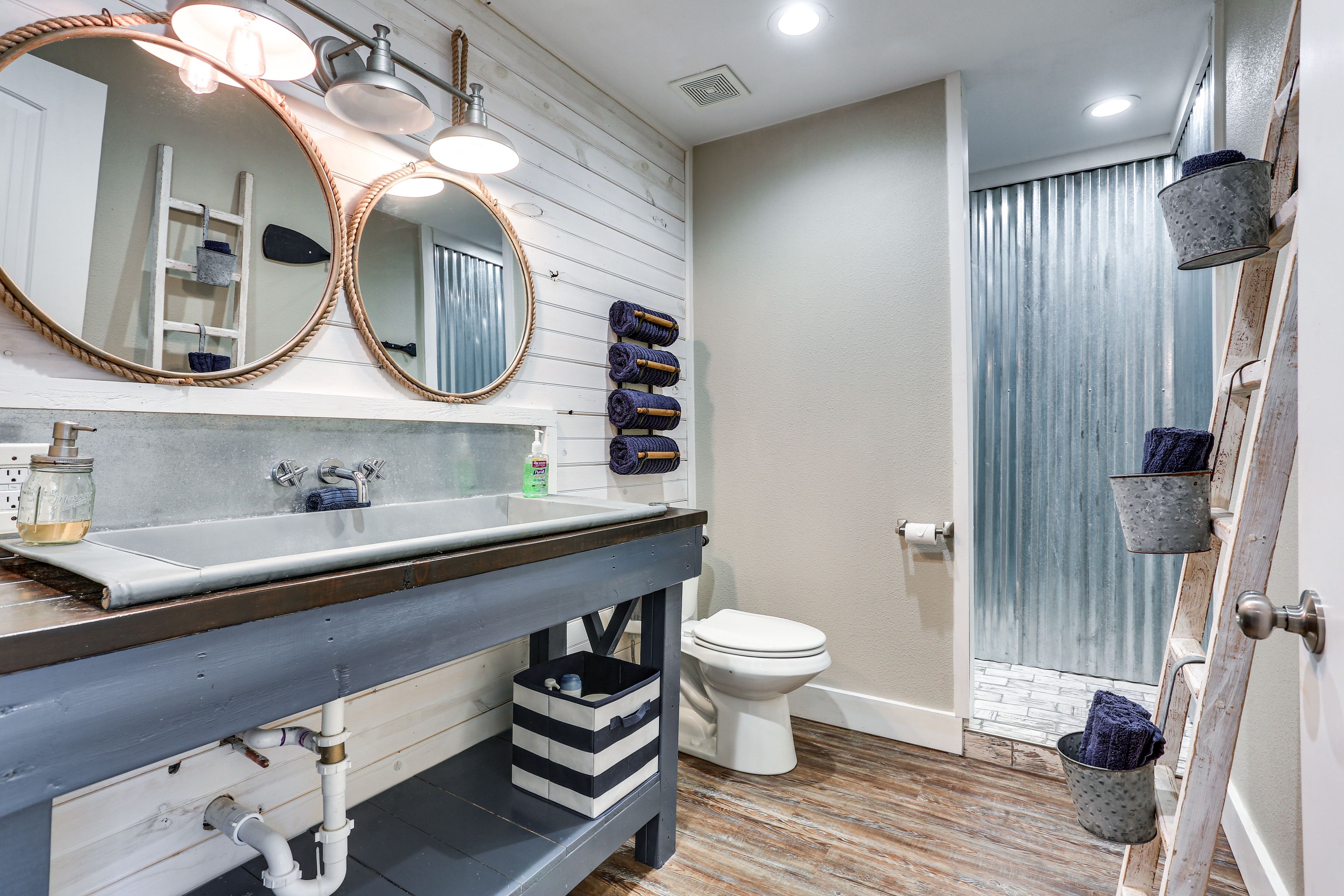 En-Suite Bathroom | 2nd Floor