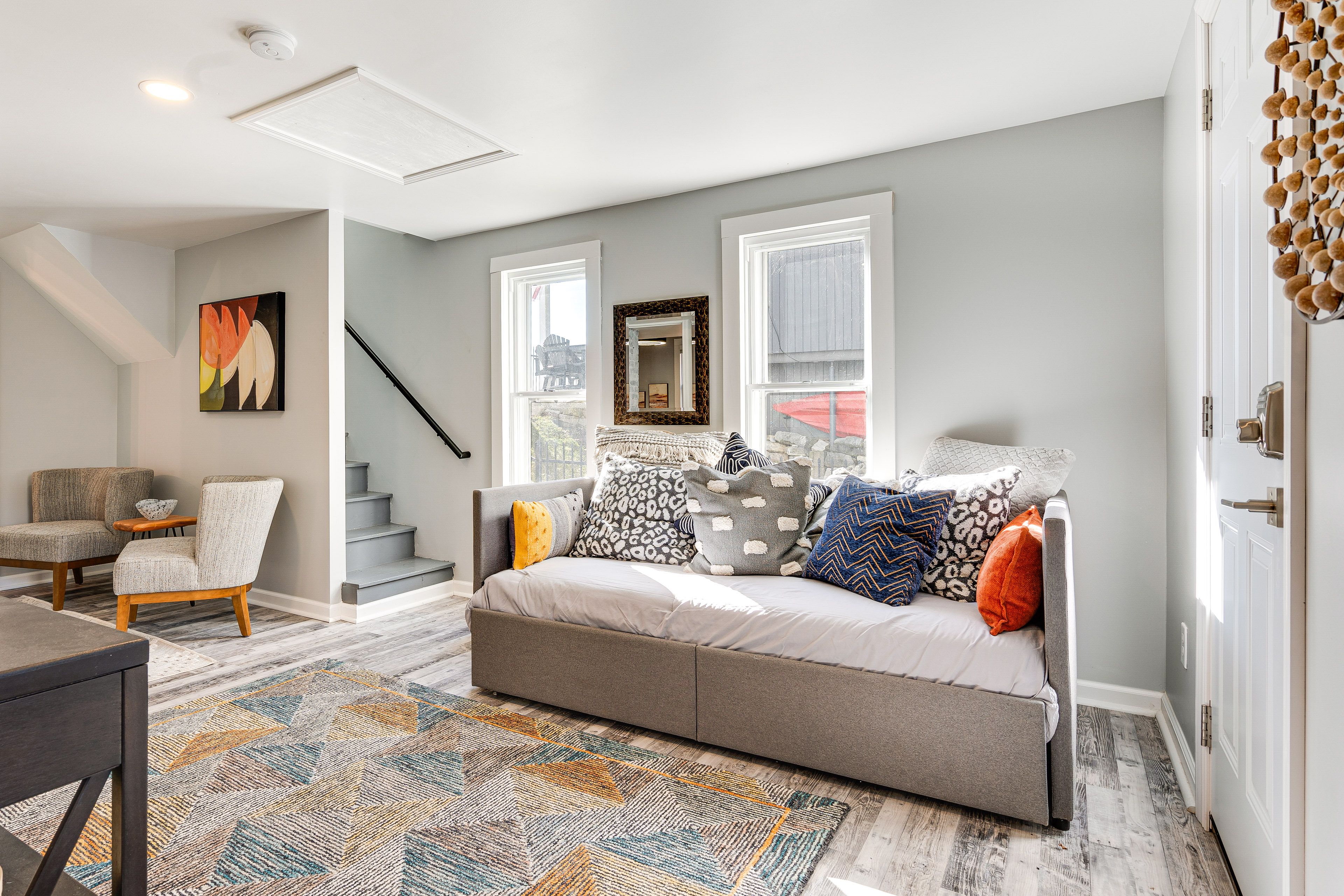 Lower Living Area | Twin Daybed | Ground Floor
