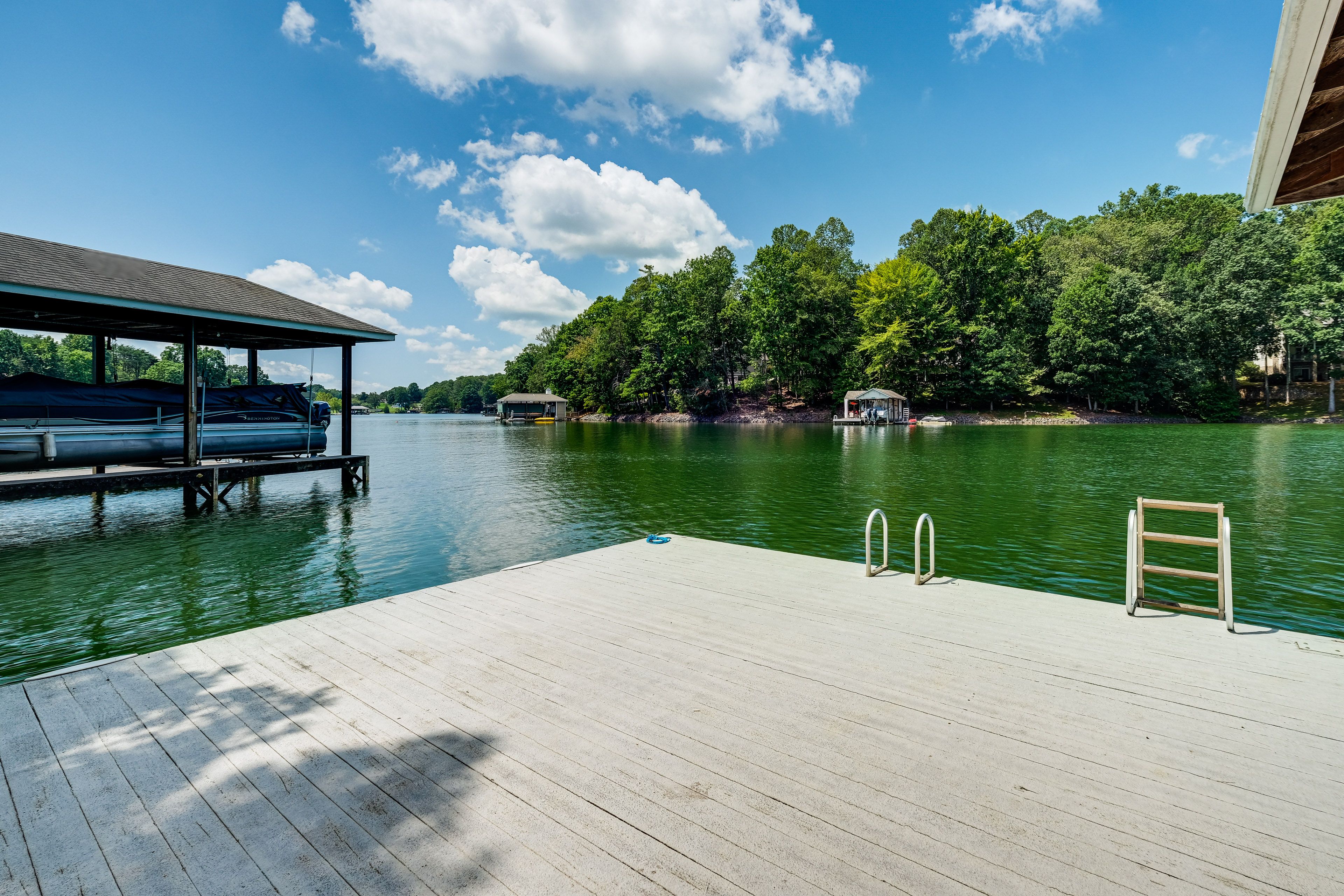 Boat Dock (Lifts & Slips Not Available)