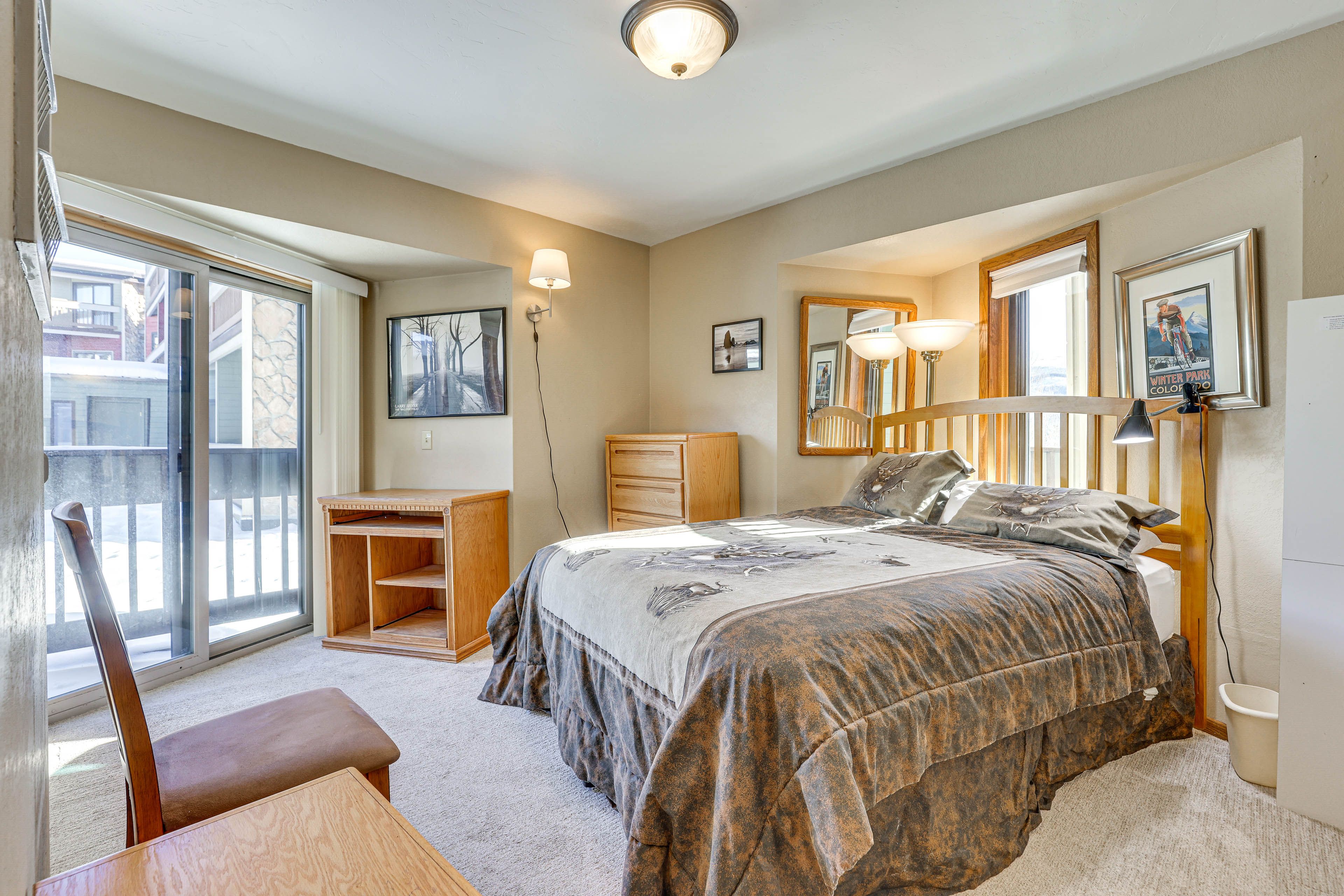Bedroom 2 | Queen Bed | Pack 'n Play | Hangers