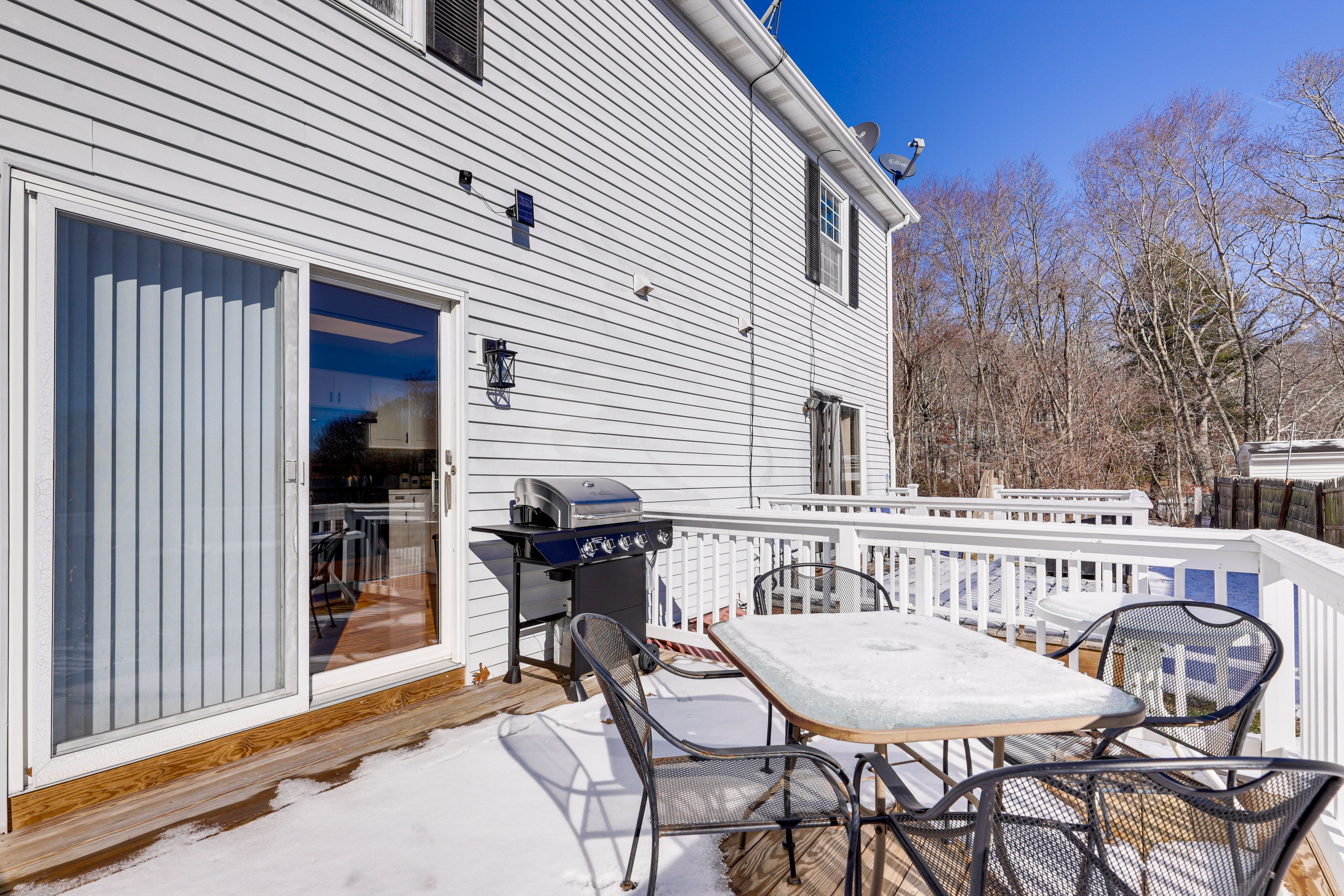 Private Deck | Outdoor Dining | Gas Grill