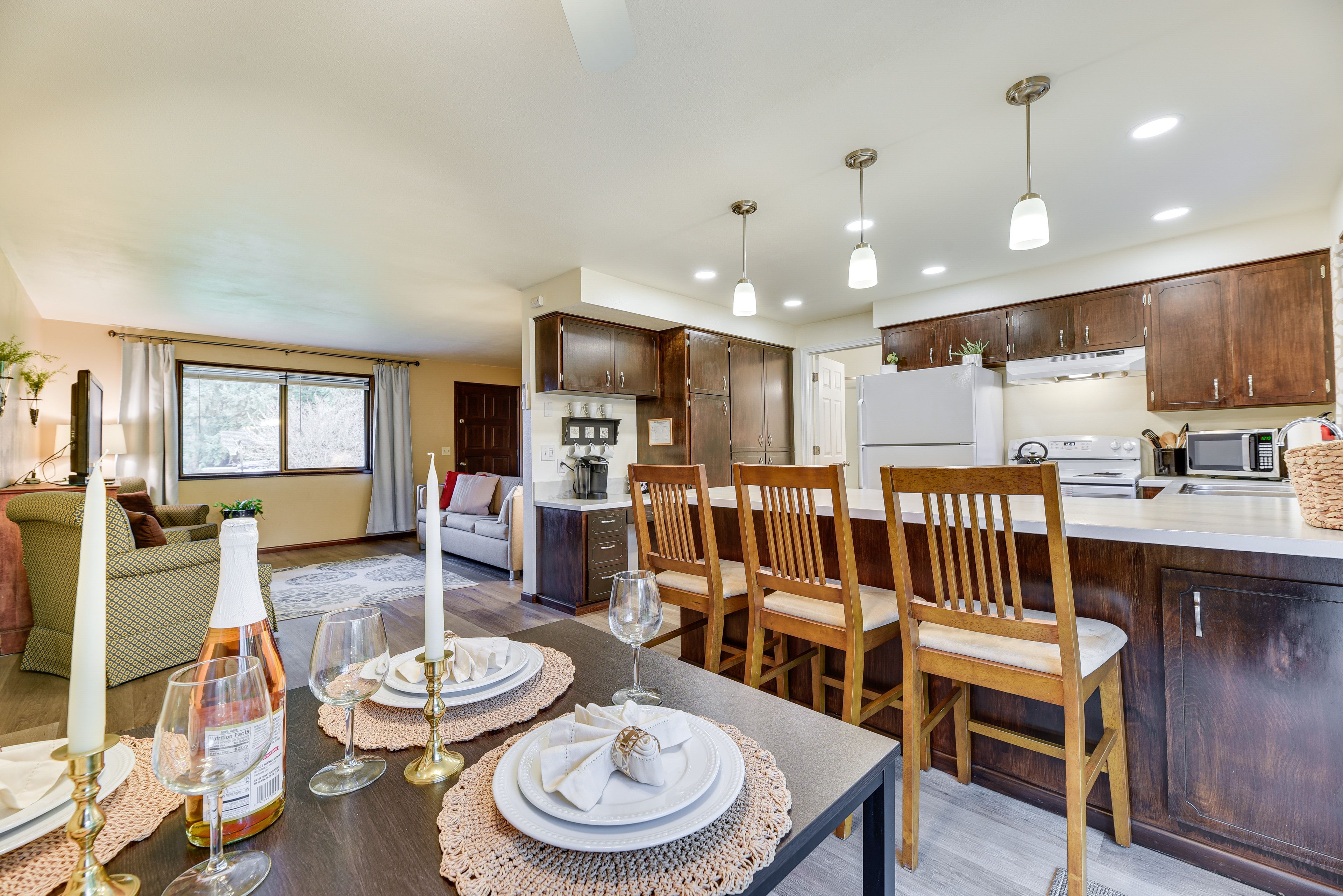 Dining Area | Dishware + Flatware