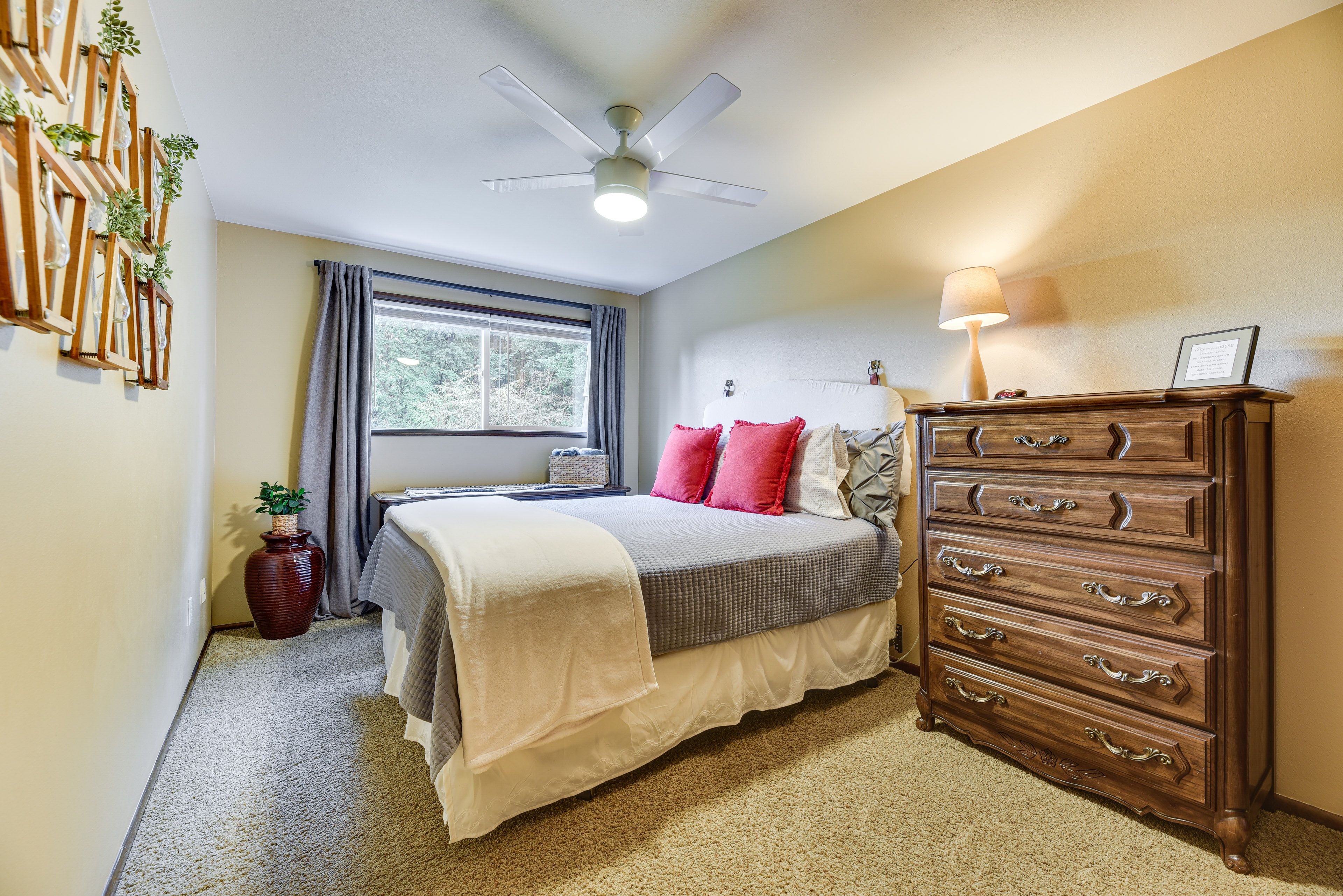 Bedroom 1 | Queen Bed | Linens Provided