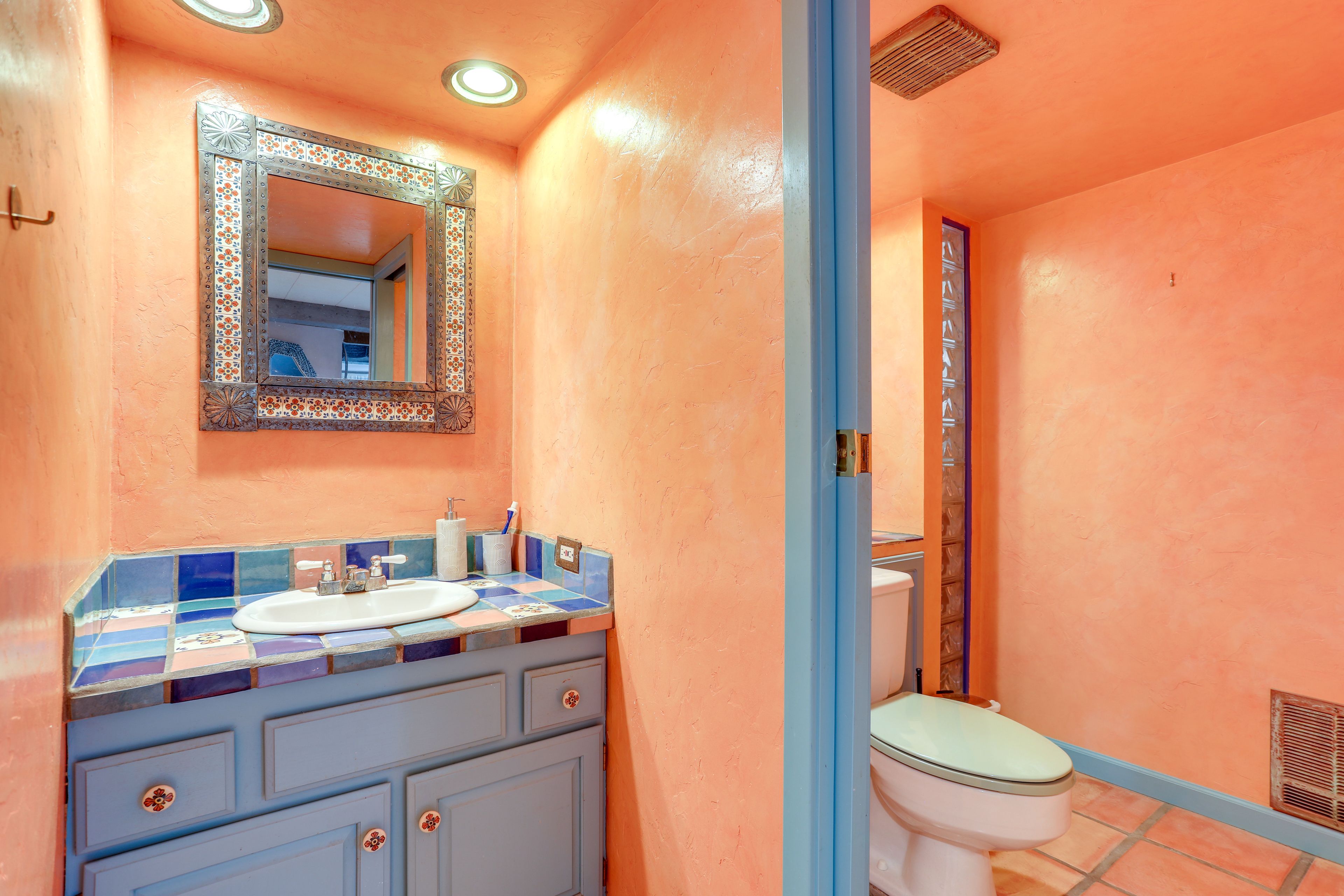 Full Bathroom | Complimentary Toiletries | Towels Provided | Shower