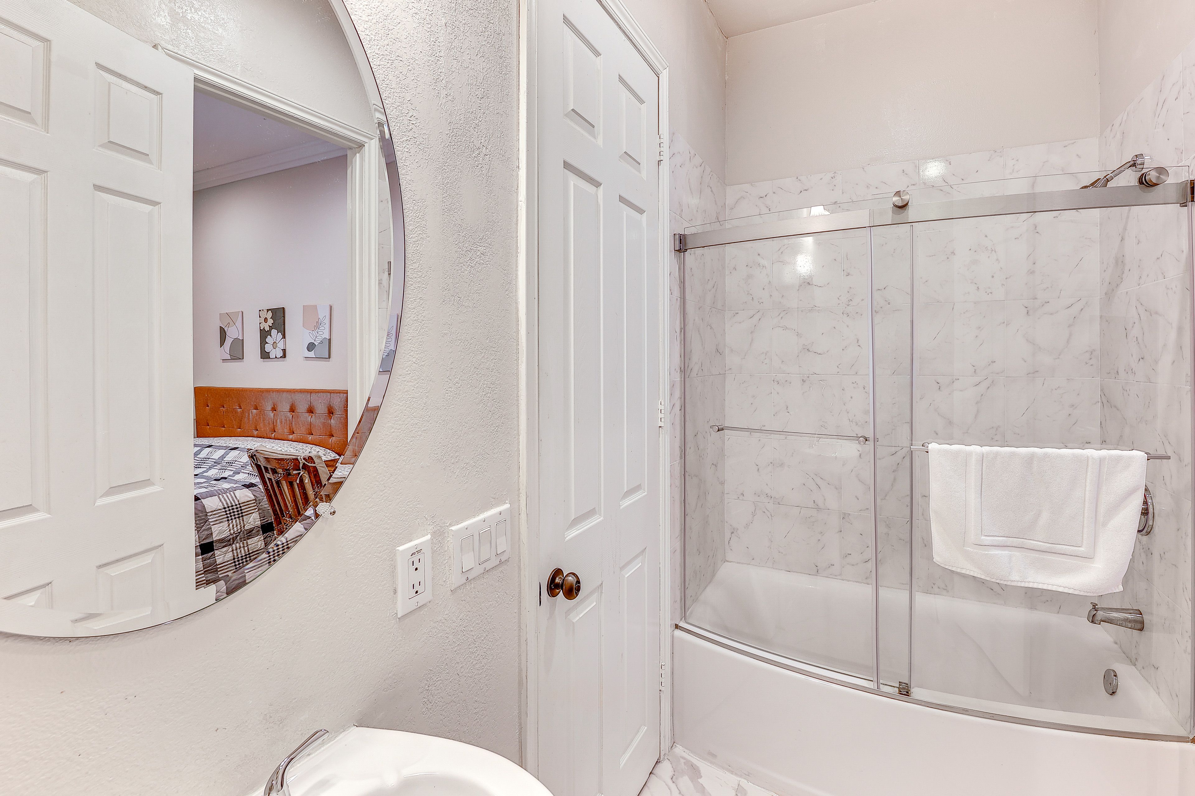 Bathroom | Complimentary Toiletries