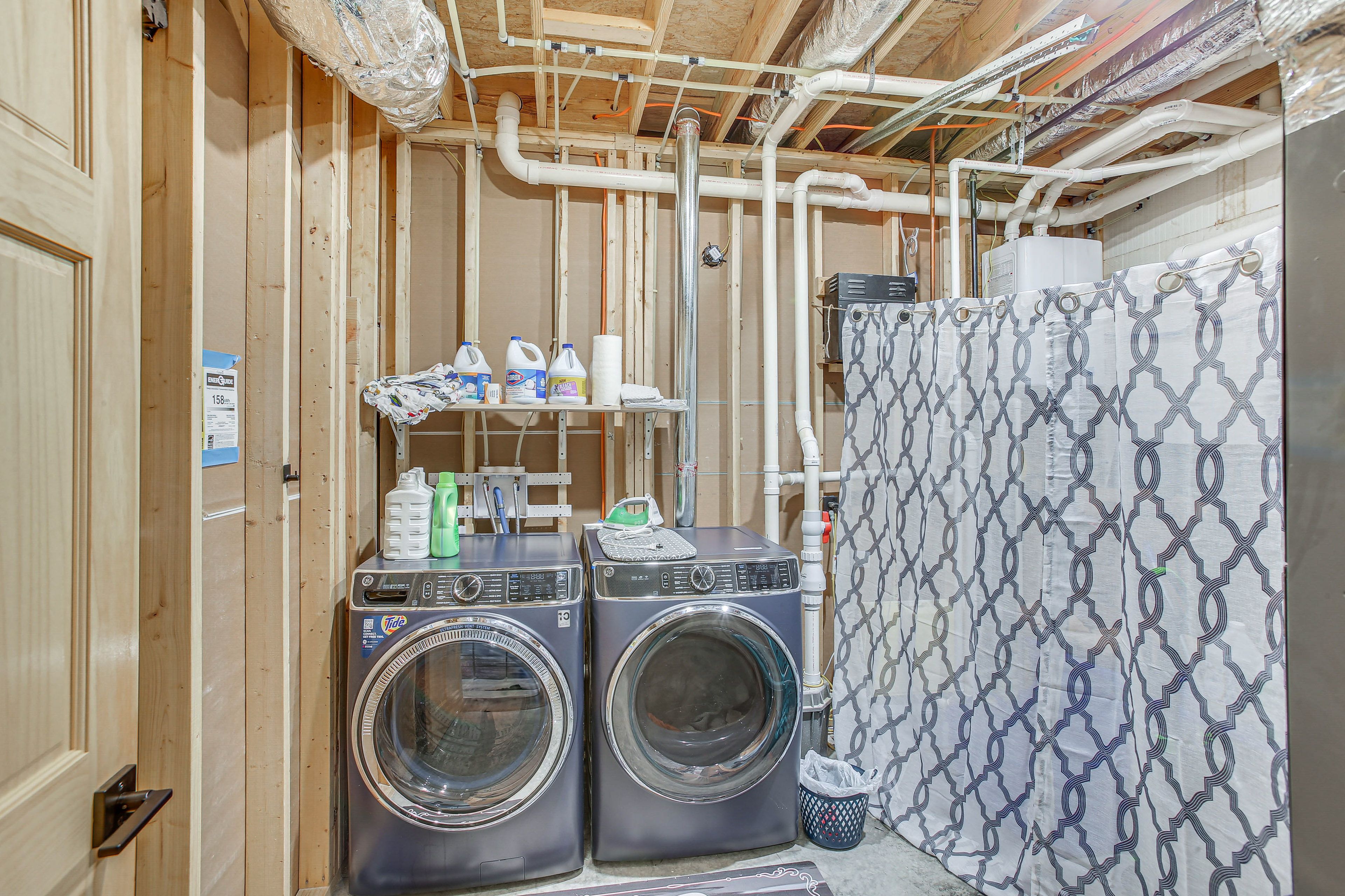 Washer & Dryer