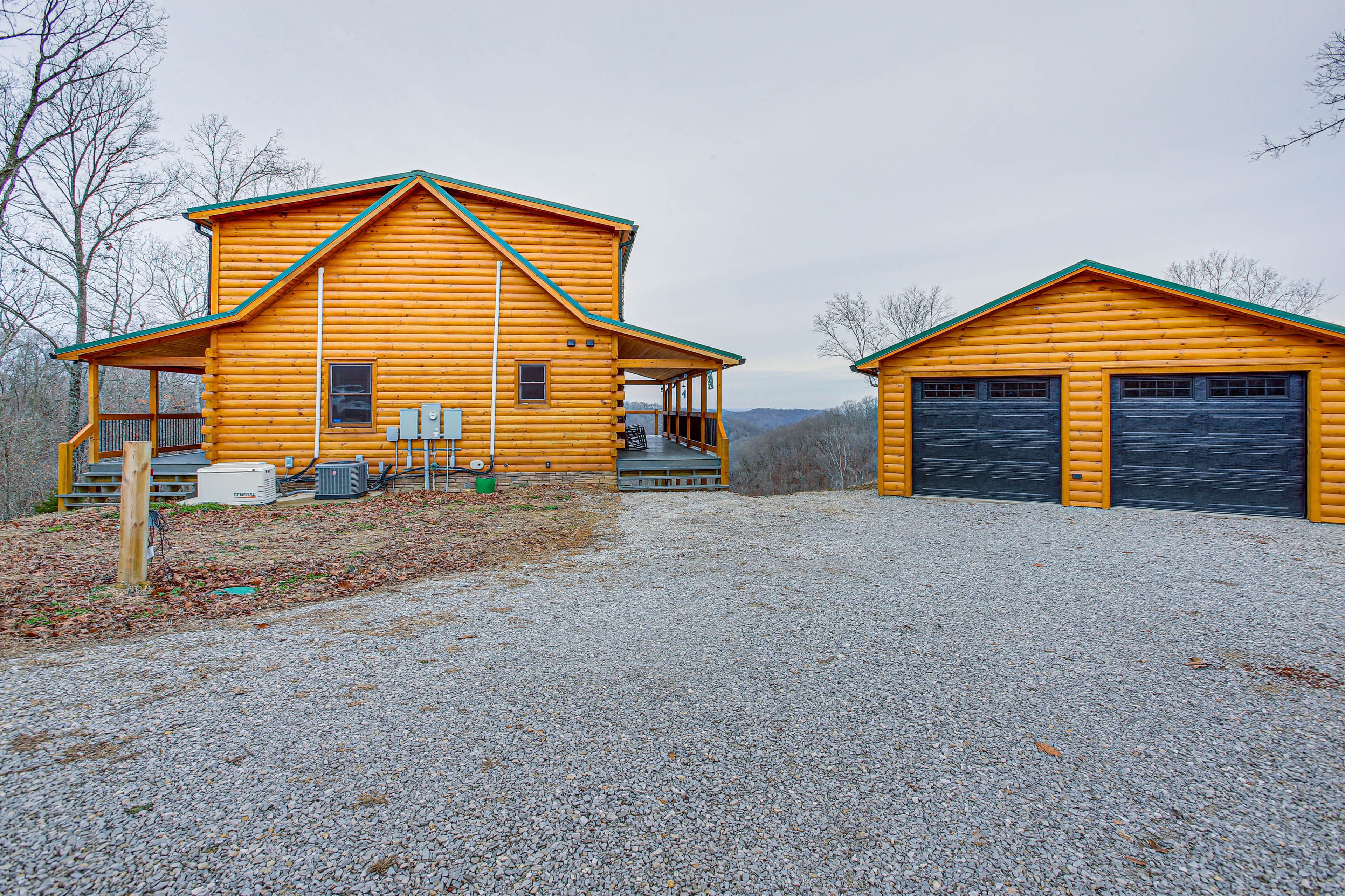 Parking | Driveway (5 Vehicles) | Garage Not Available