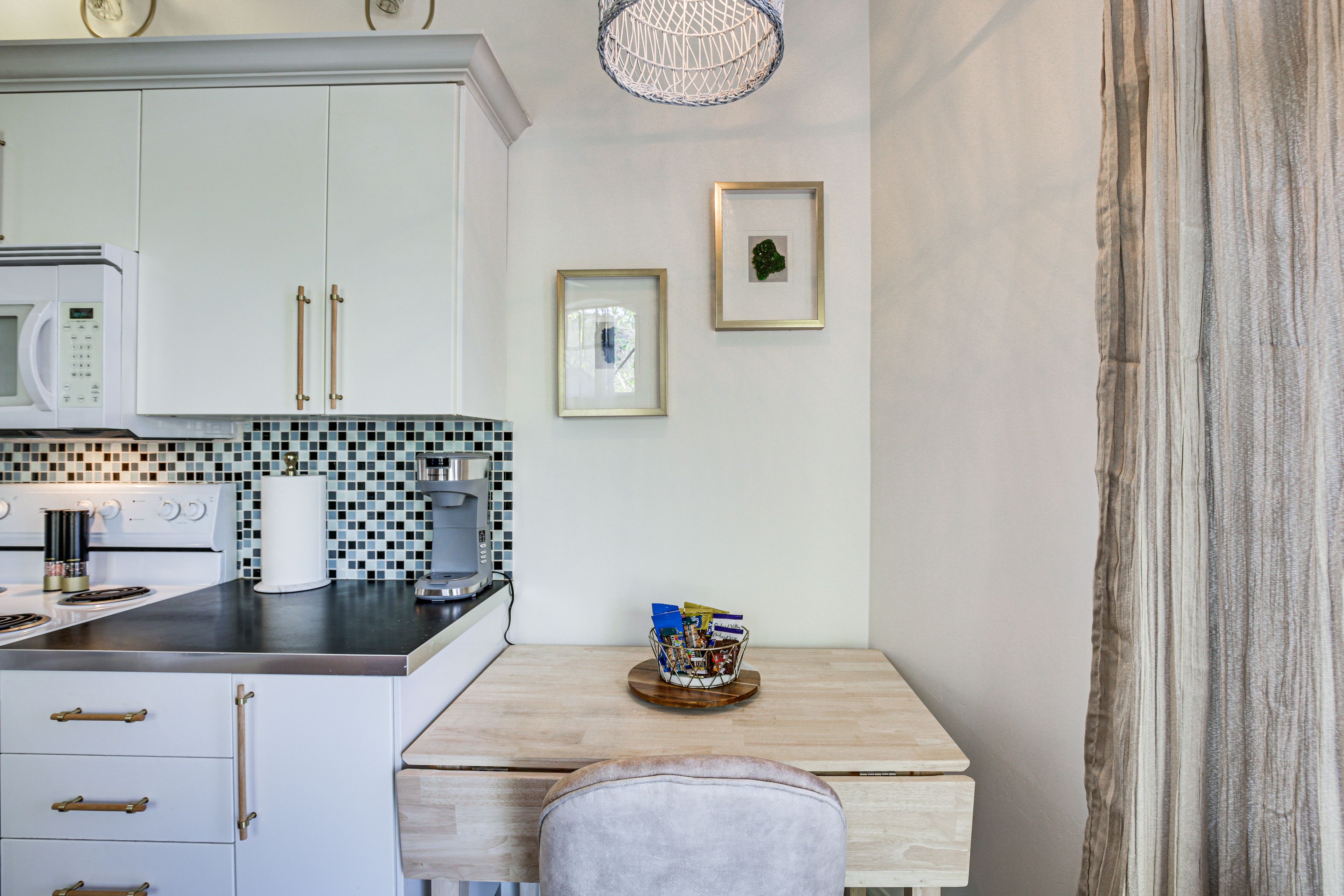 Desk Workspace/Dining Table