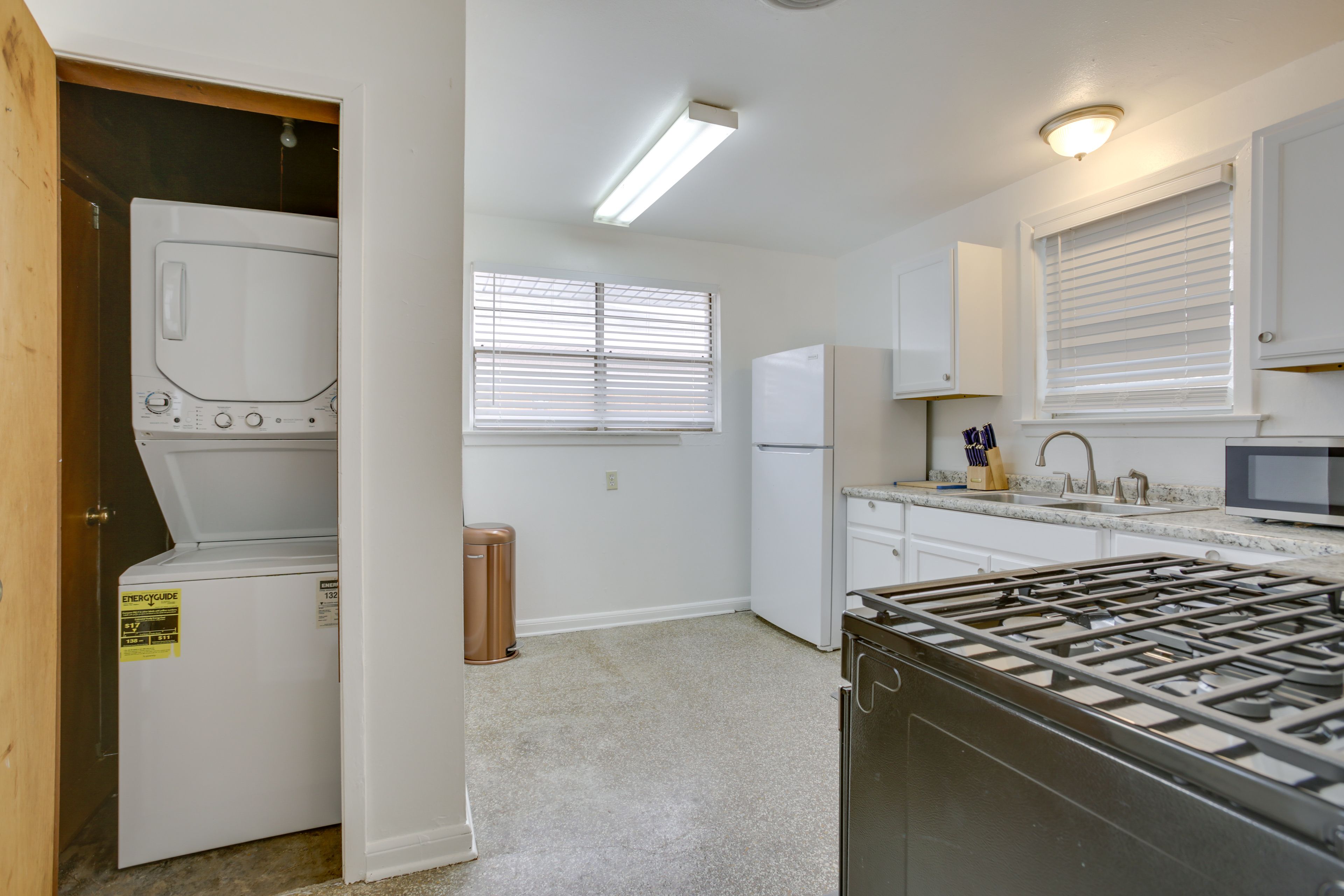 Kitchen | Washer & Dryer