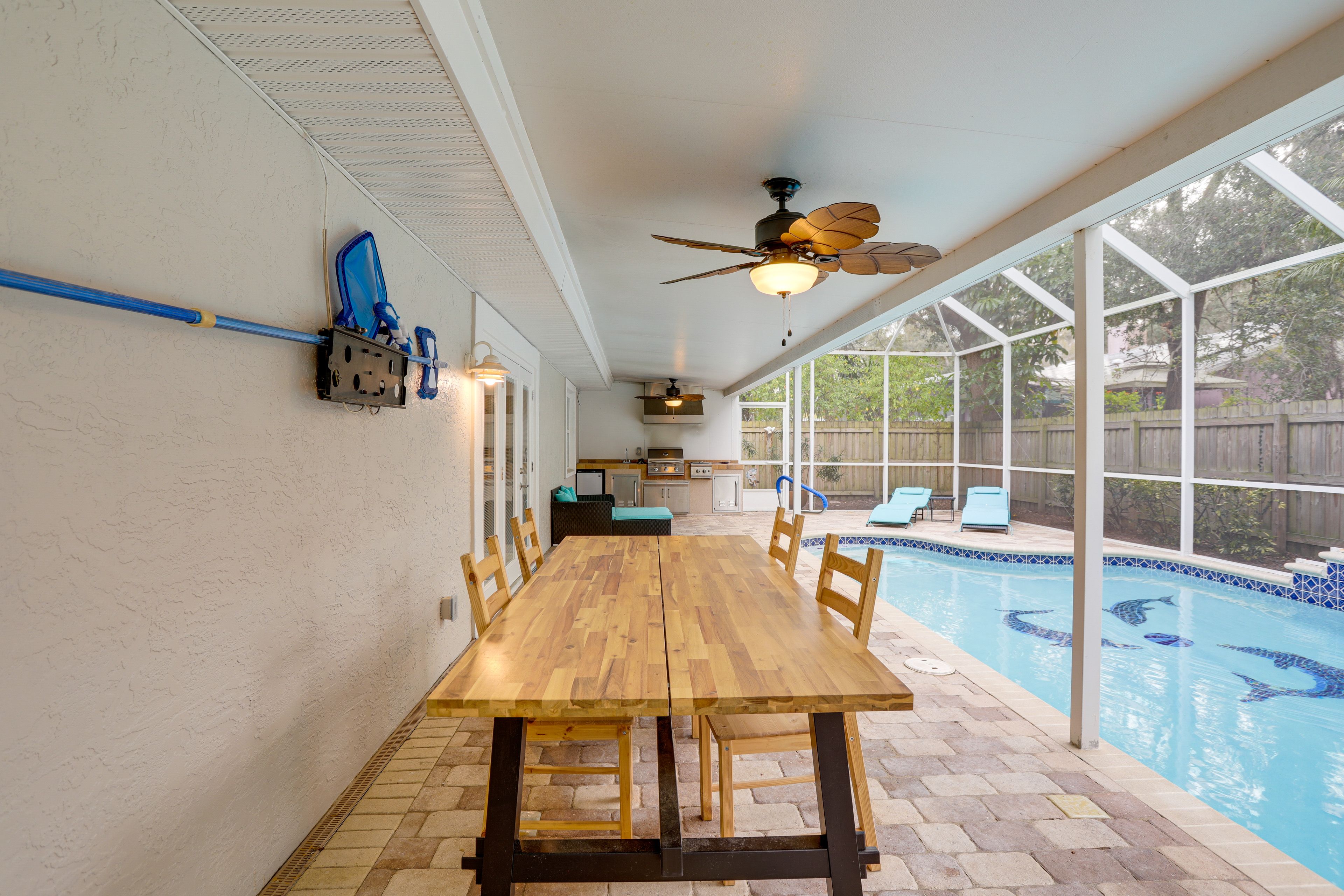 Covered Patio | Dining Area