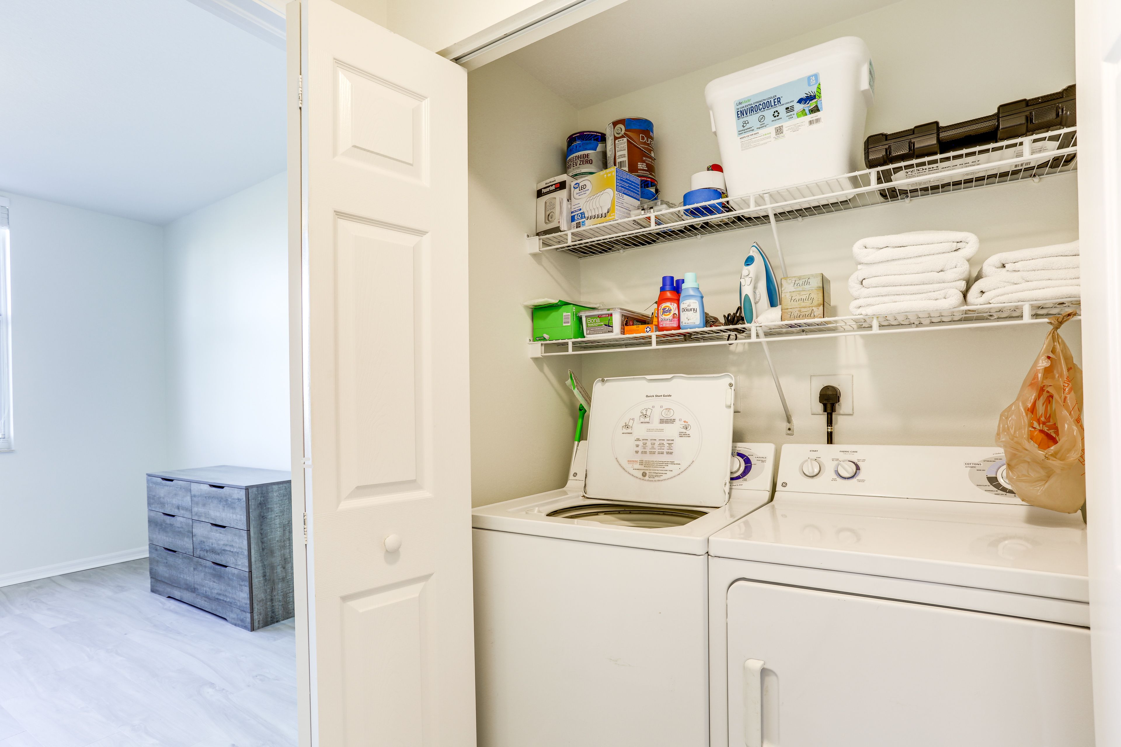 Washer + Dryer
