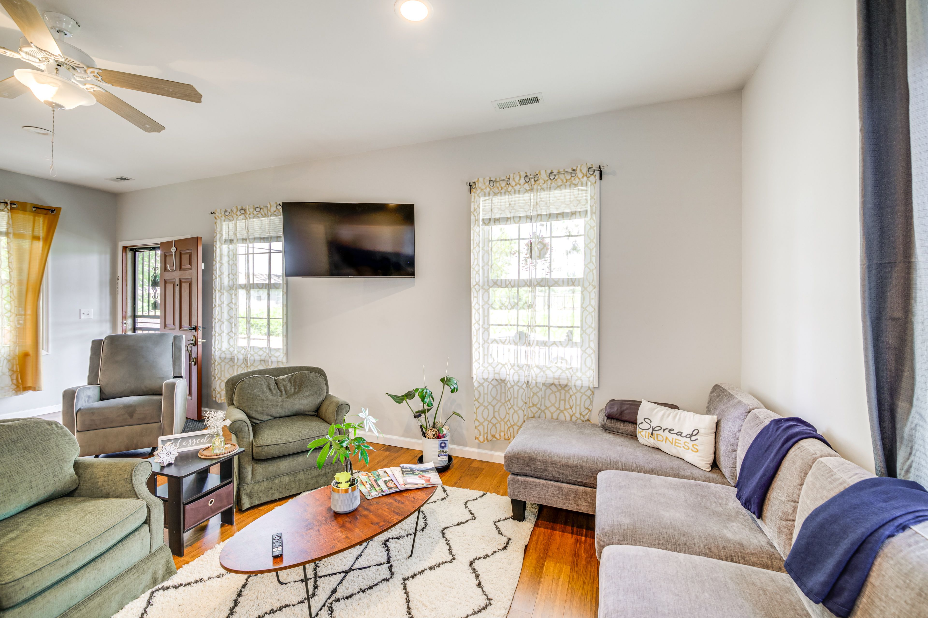 Indianapolis Vacation Rental | 3BR | 2.5BA | 1,200 Sq Ft | Stairs Required