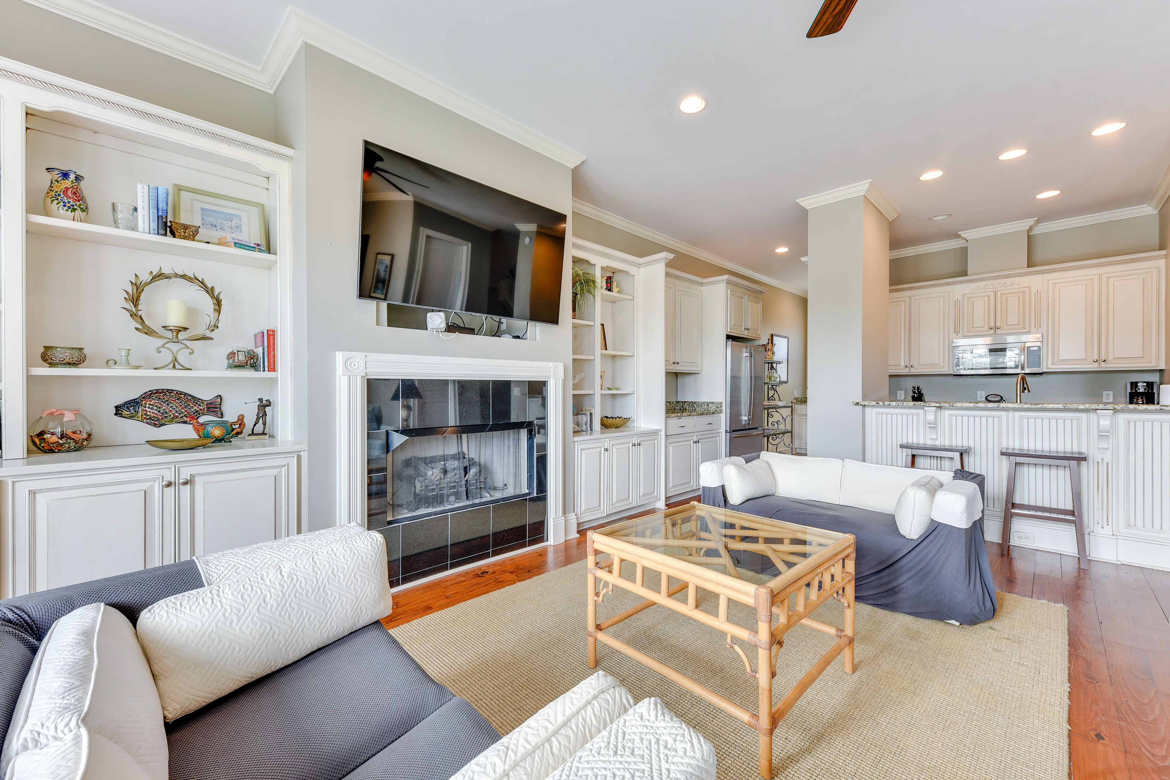 Living Room | Smart TV | Gas Fireplace | 2nd Floor