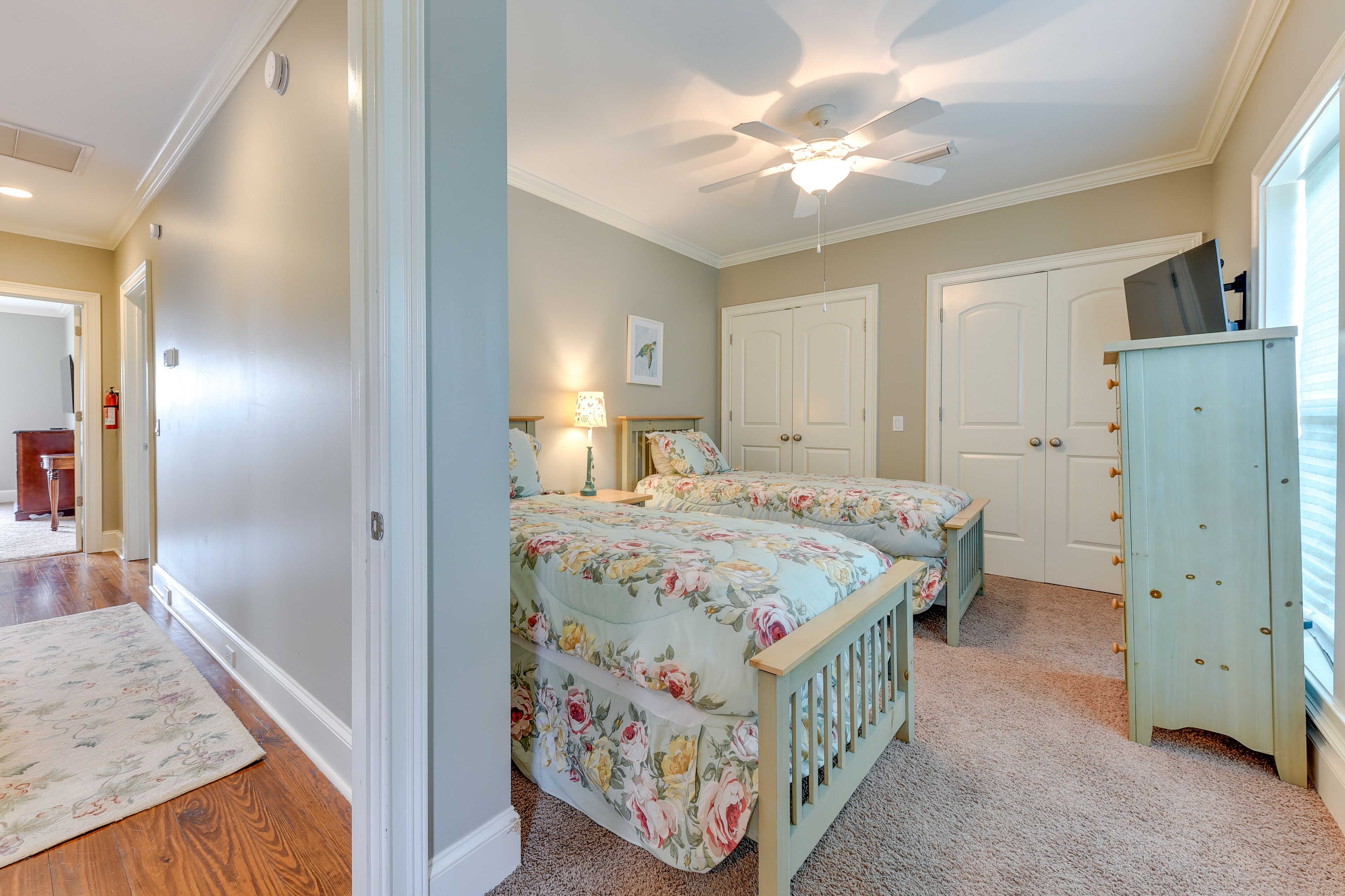 Bedroom 3 | 2 Full Beds | 3rd Floor